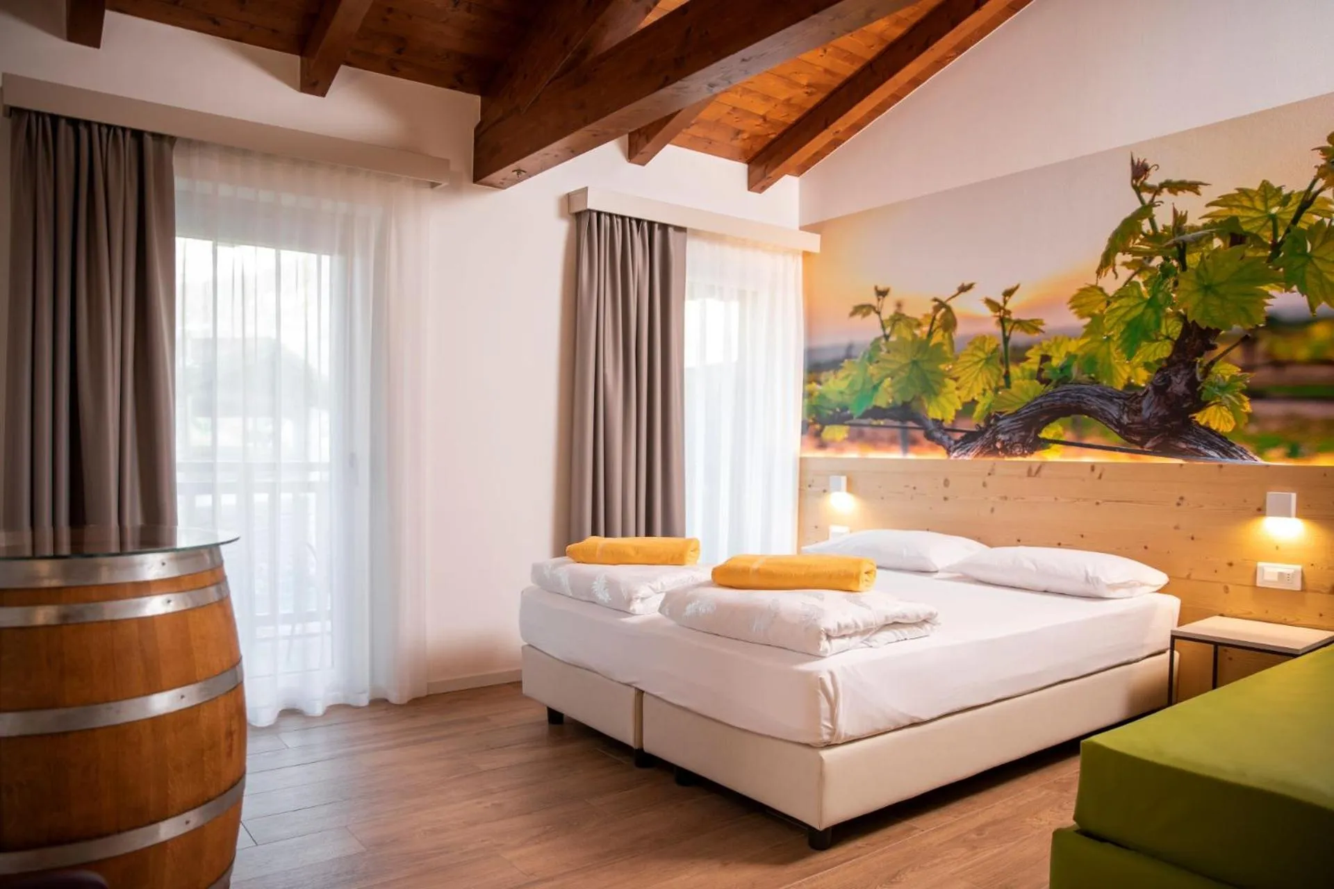 Photo of the whole room, Bed in Maso Agritur Santa Lucia
