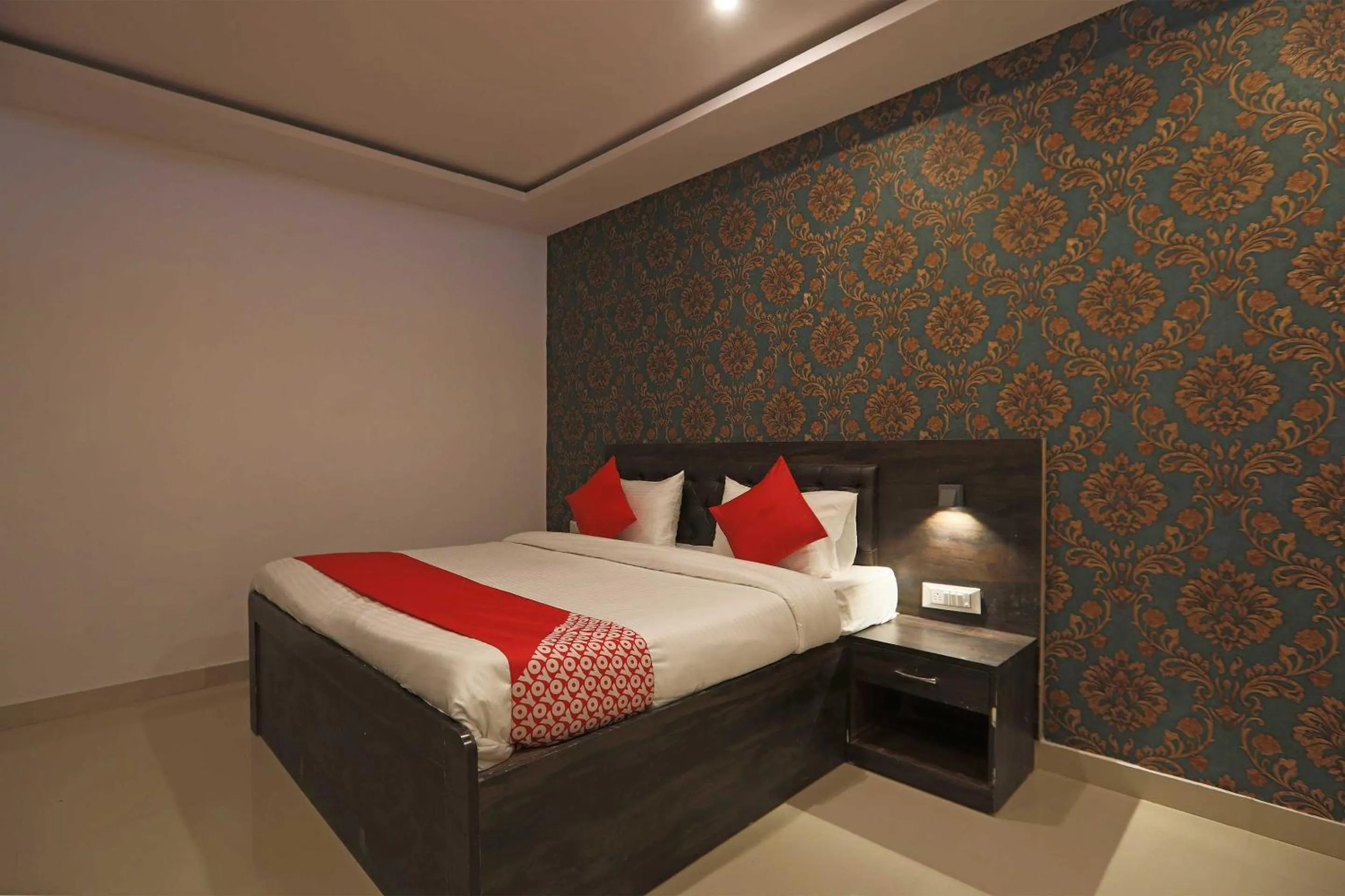Bedroom in Hotel O City Residency