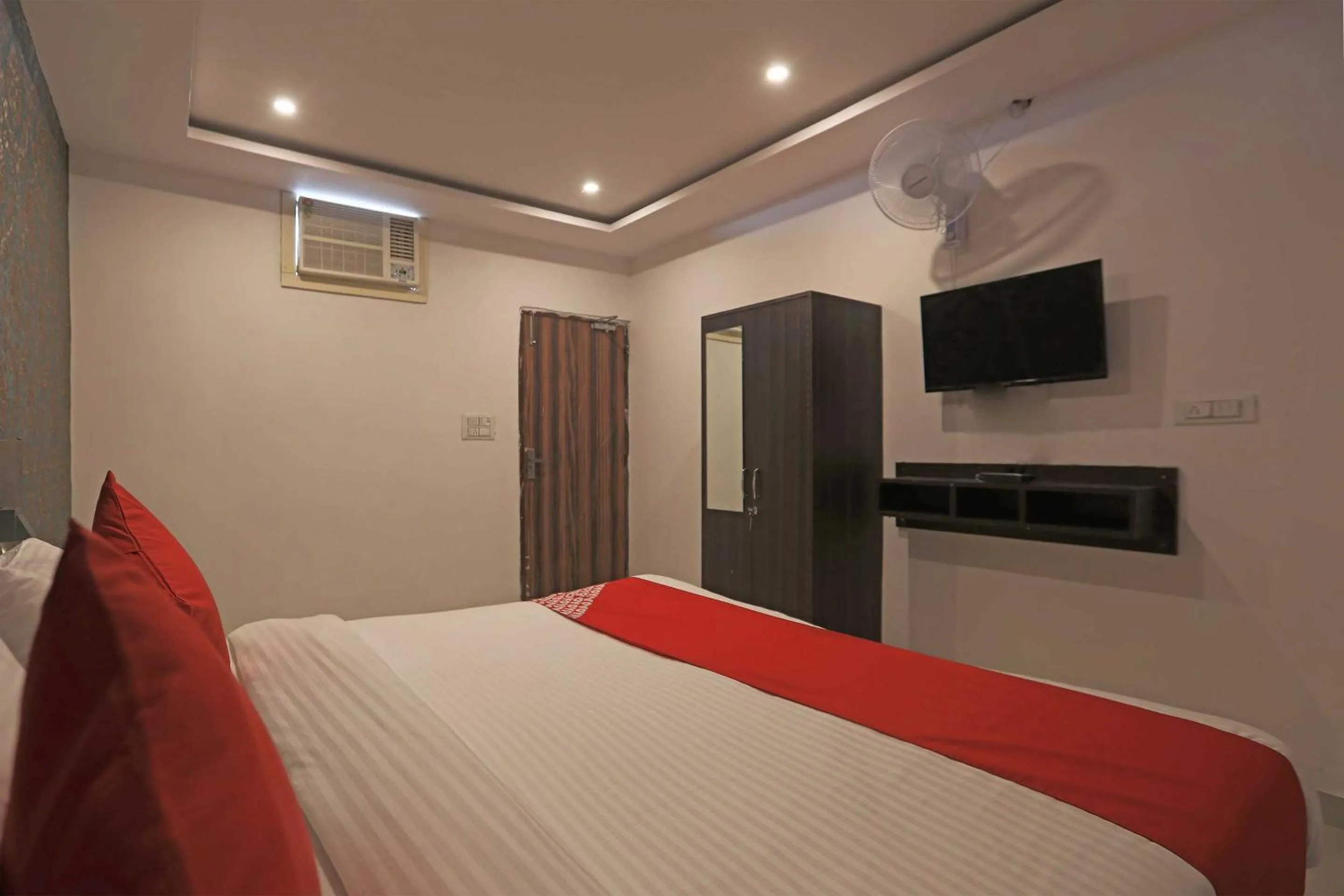 Bedroom in Hotel O City Residency