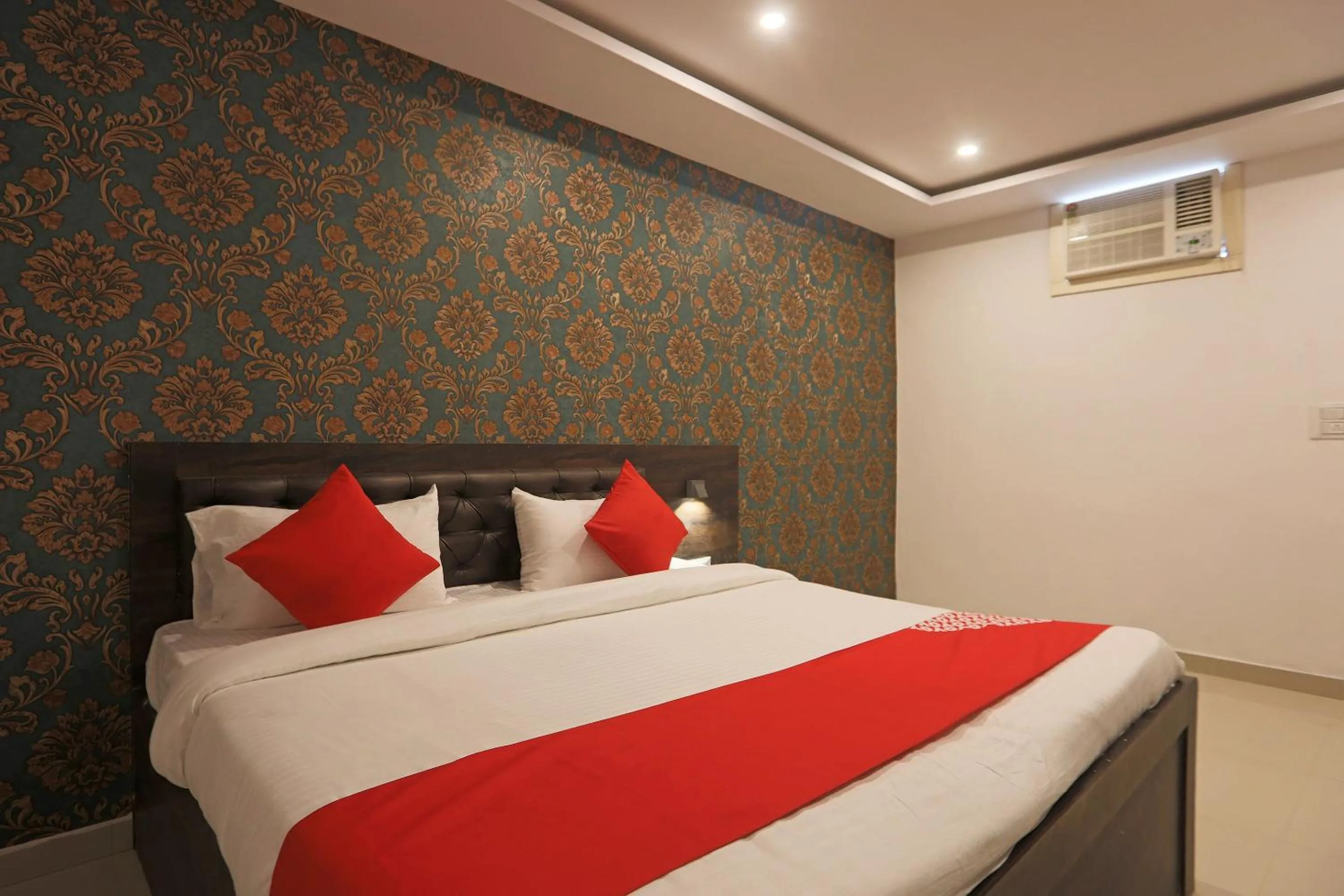 Bedroom in Hotel O City Residency