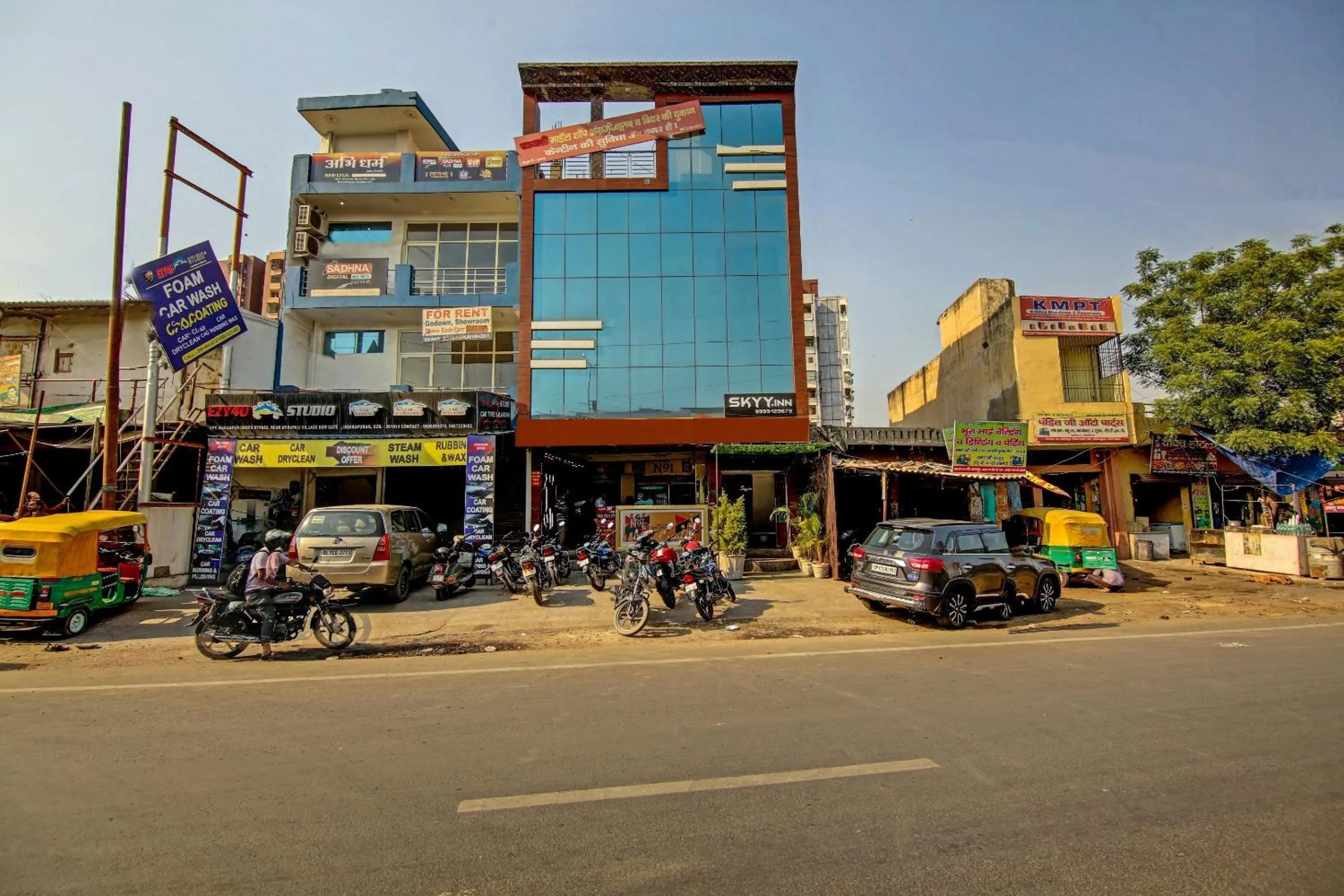 Facade/entrance in Super Hotel O SKY INN