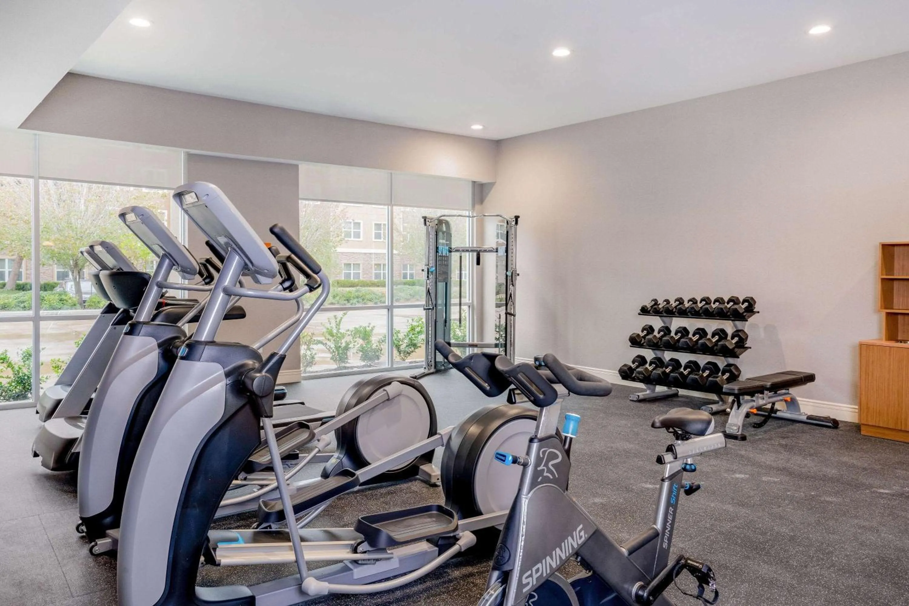Fitness centre/facilities in La Quinta Inn & Suites Katy-Mills by Wyndham Katy