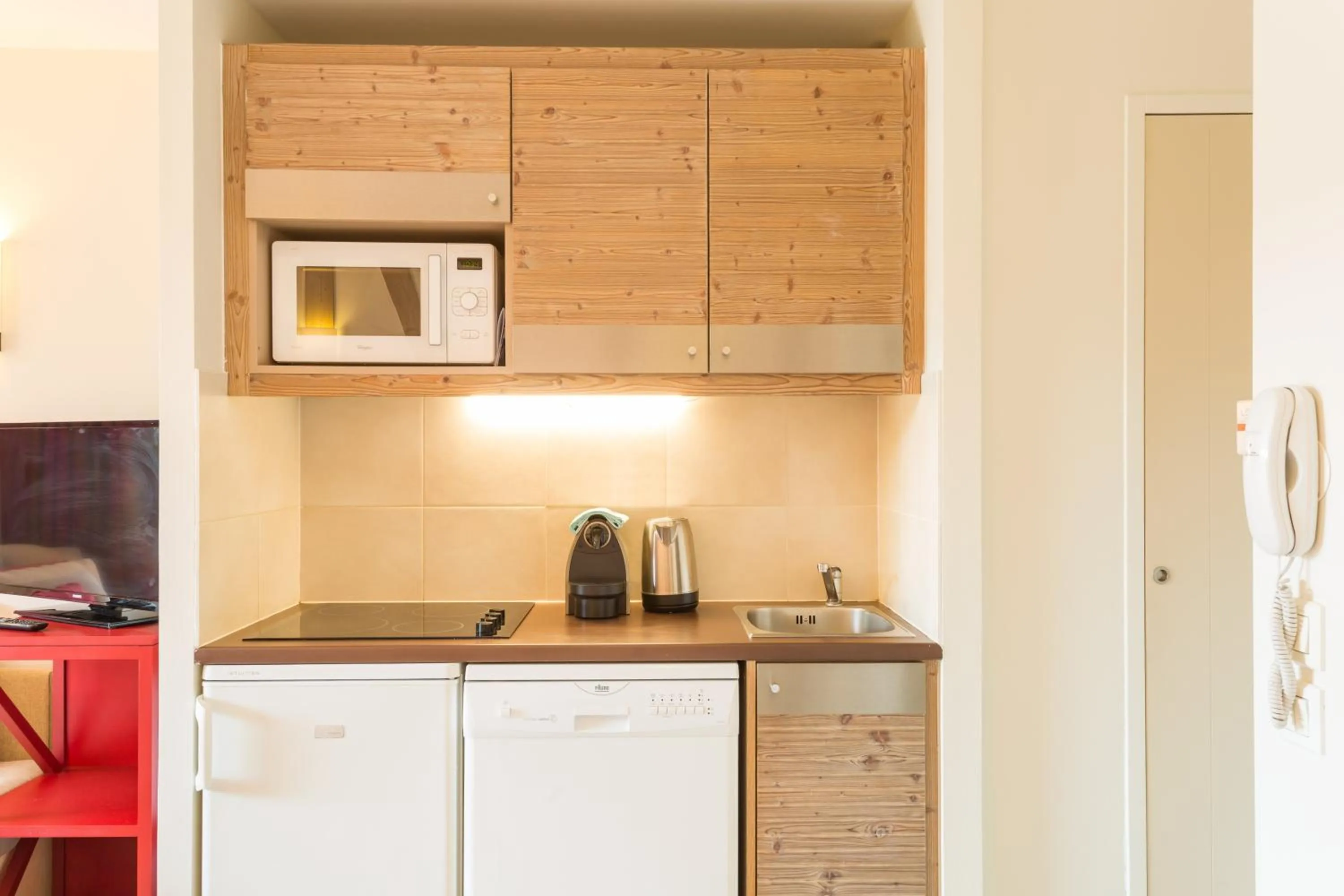 Coffee/tea facilities in Résidence Pierre & Vacances Le Clos d'Eguisheim