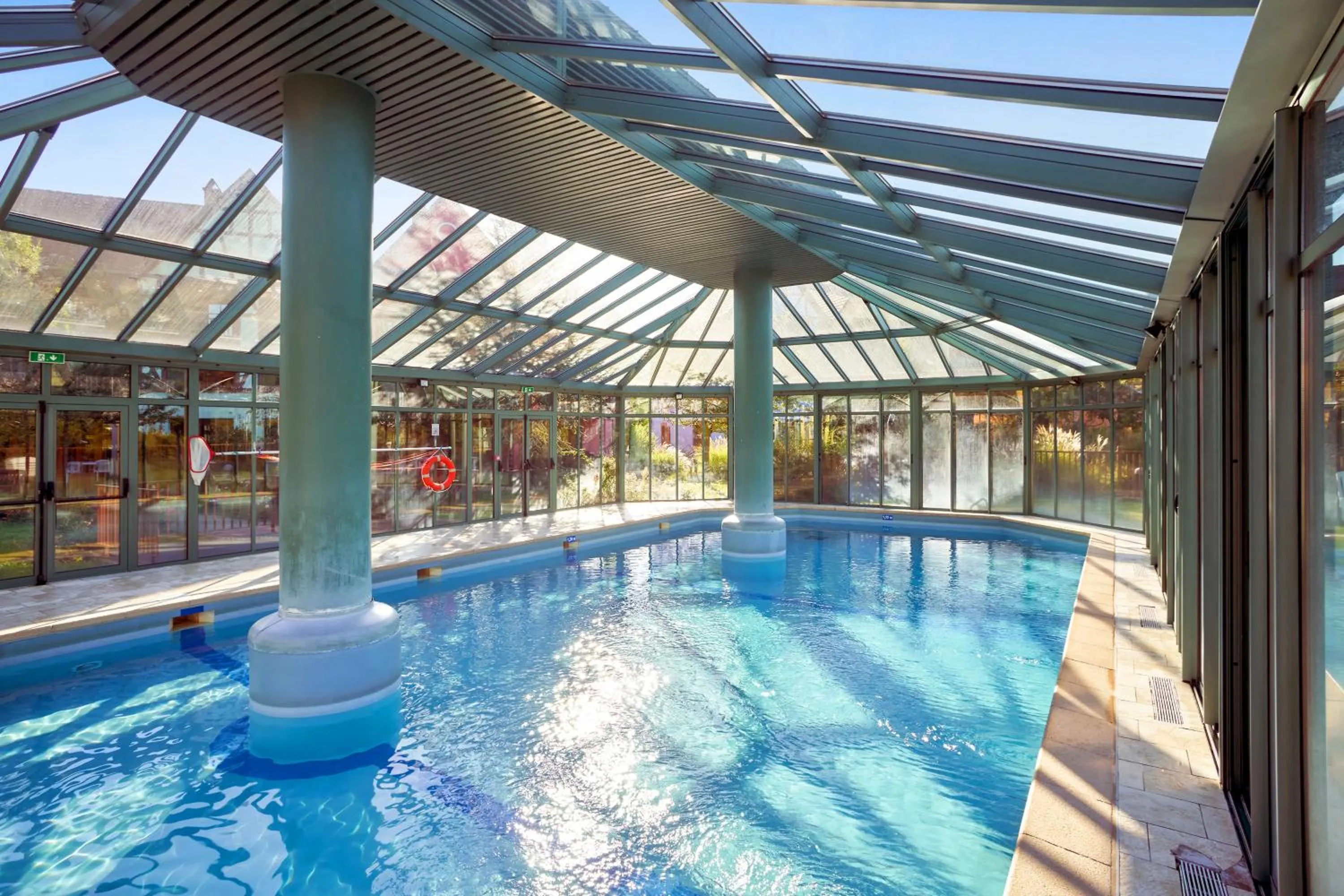 Pool view in Résidence Pierre & Vacances Le Clos d'Eguisheim