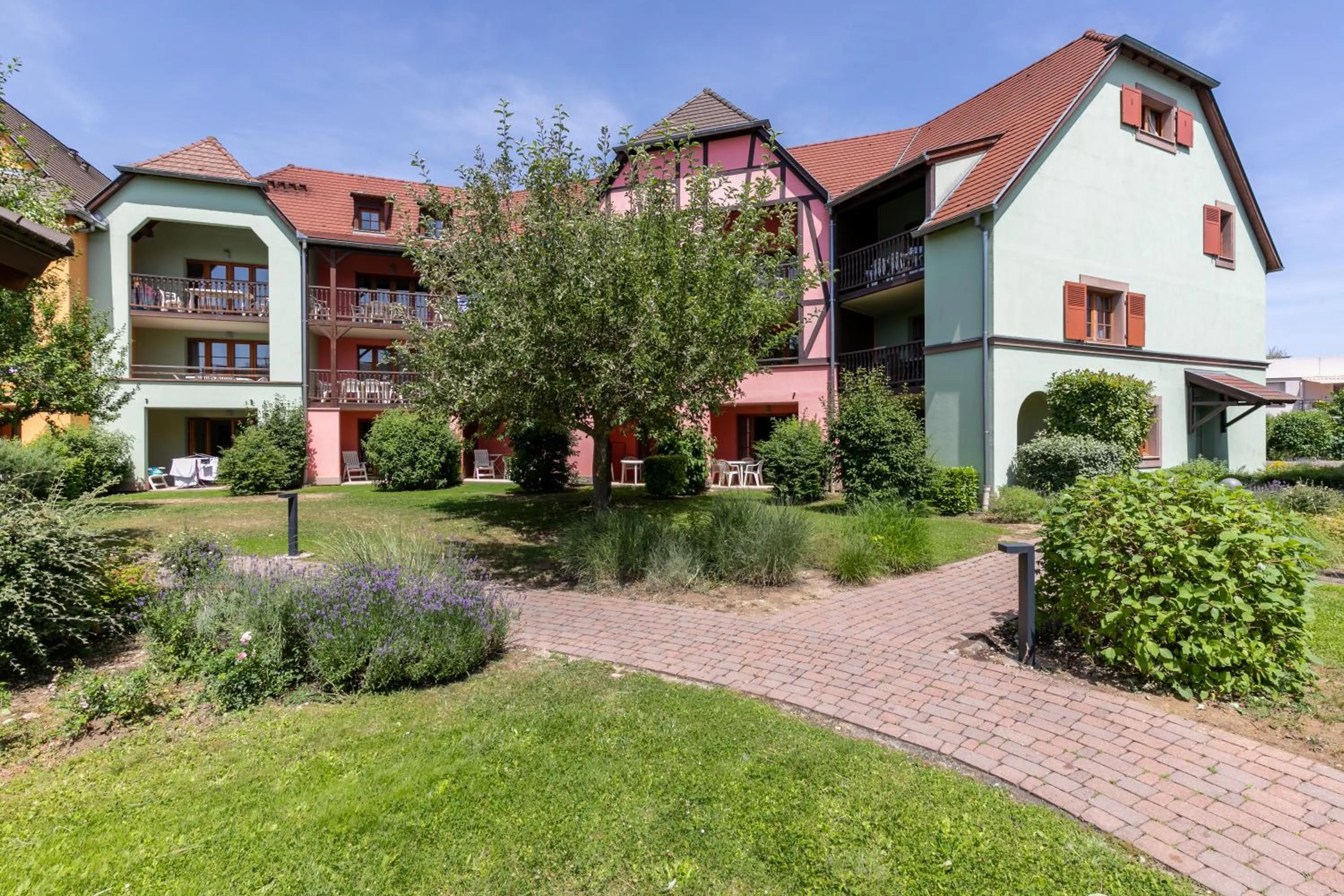 Property building in Résidence Pierre & Vacances Le Clos d'Eguisheim