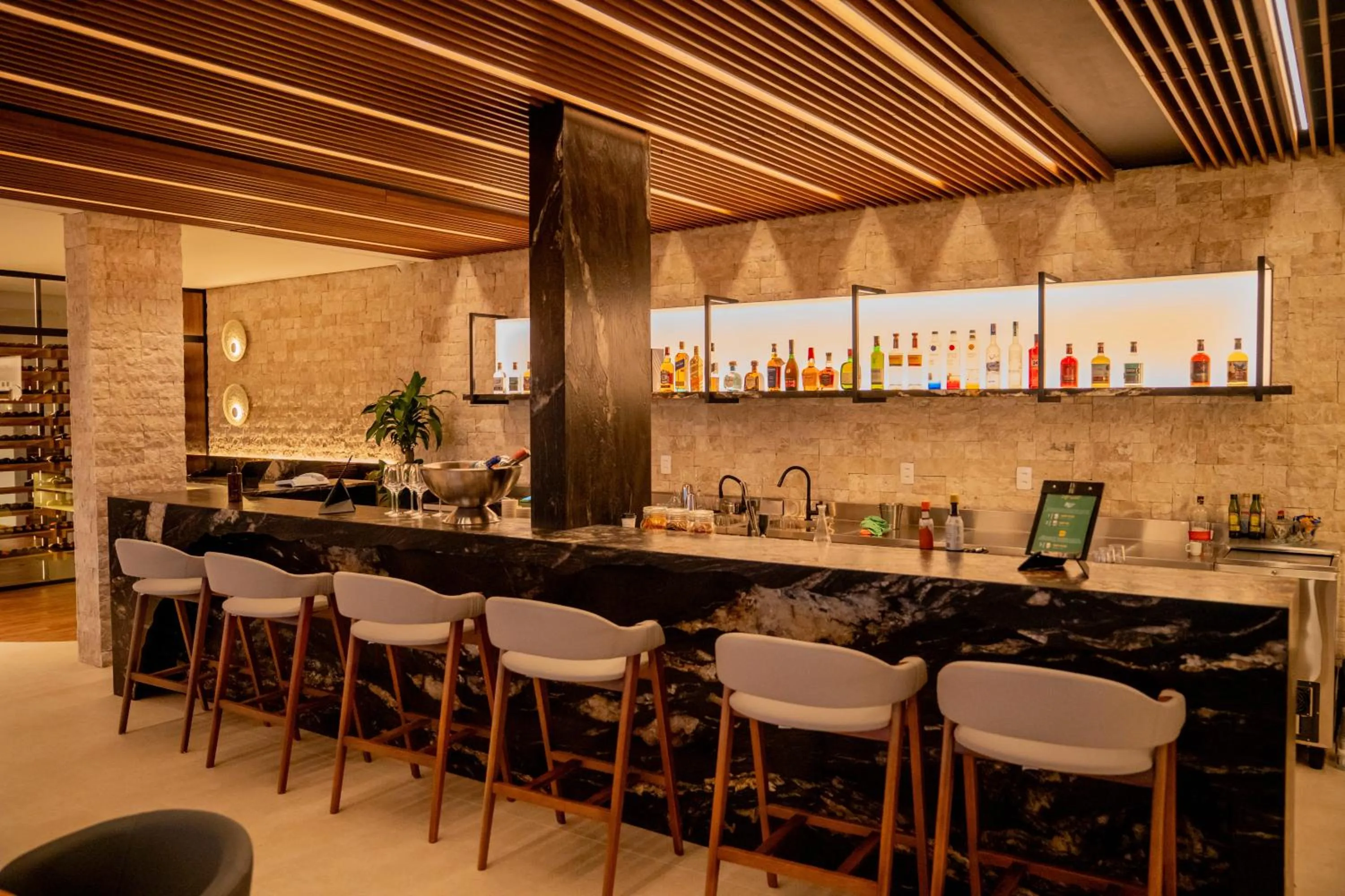 Lounge or bar in Monthez Hotel & Eventos