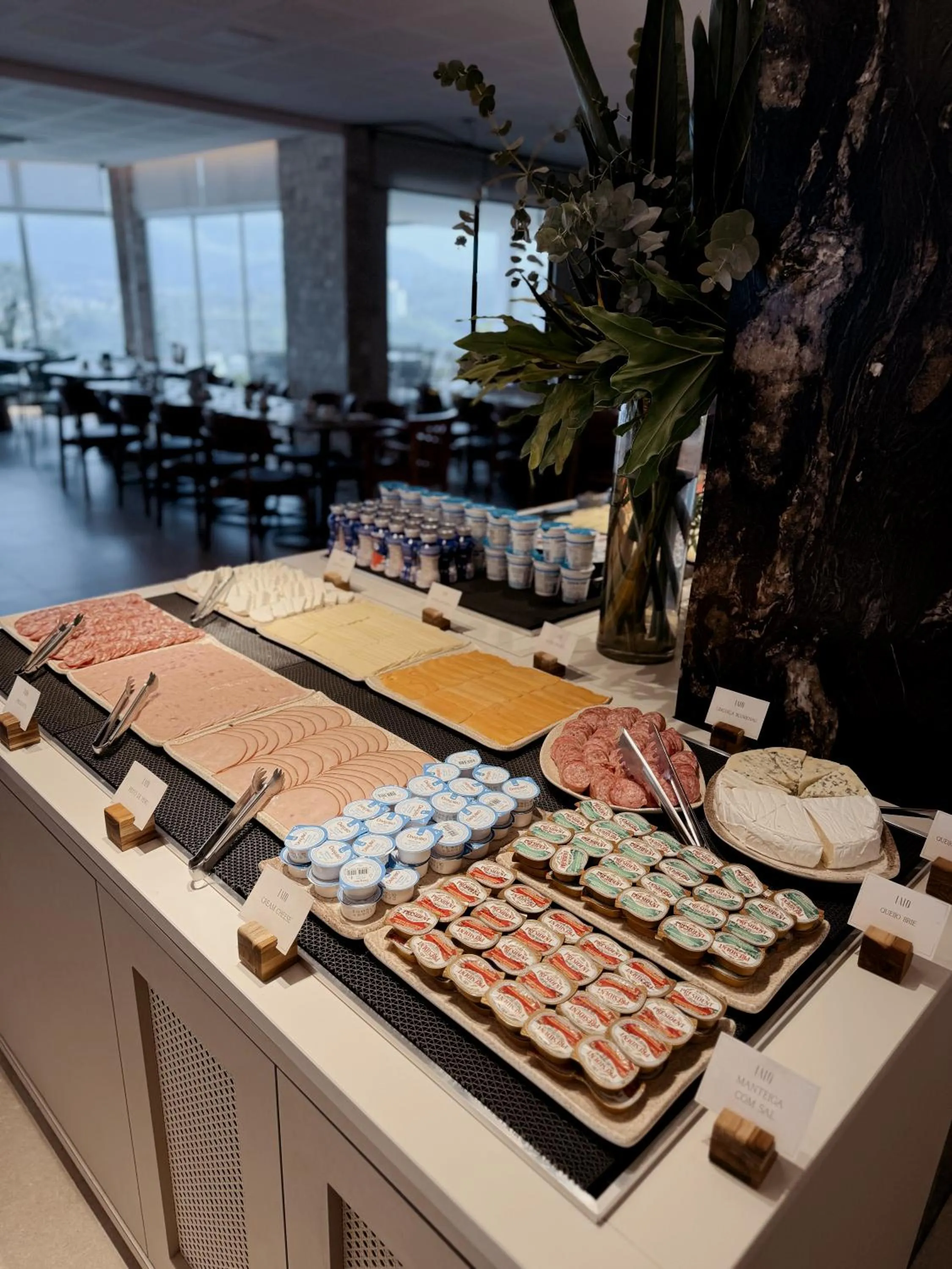 Breakfast in Monthez Hotel & Eventos