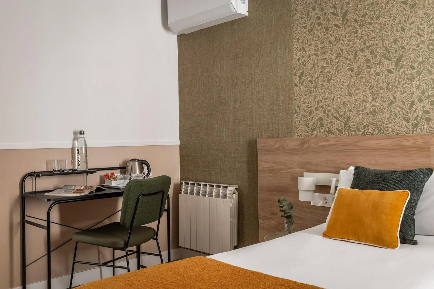 Bedroom, Bed in BYPILLOW House