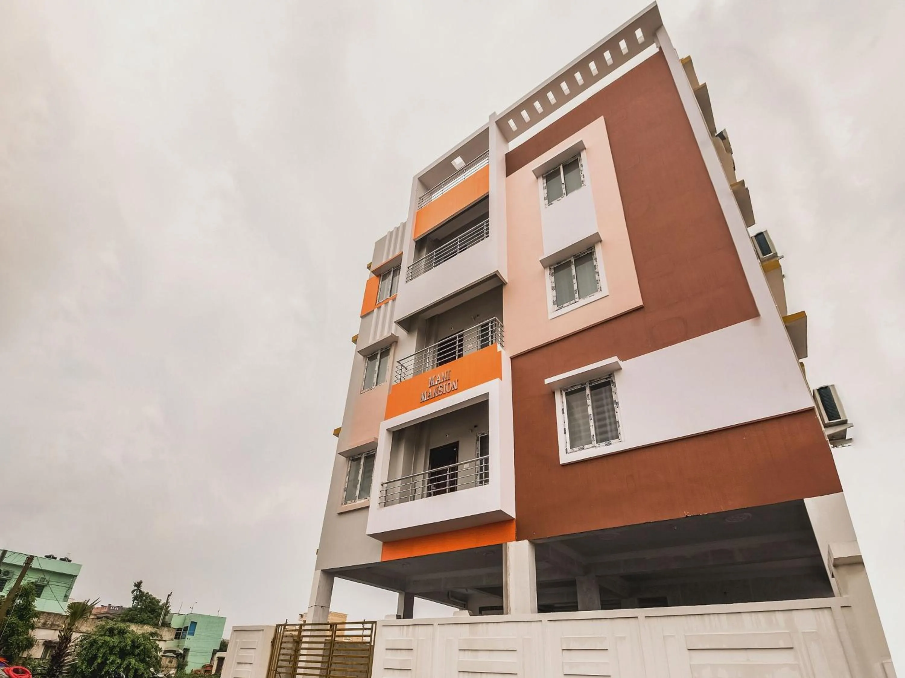 Facade/entrance in Super Hotel O Coastal Inn