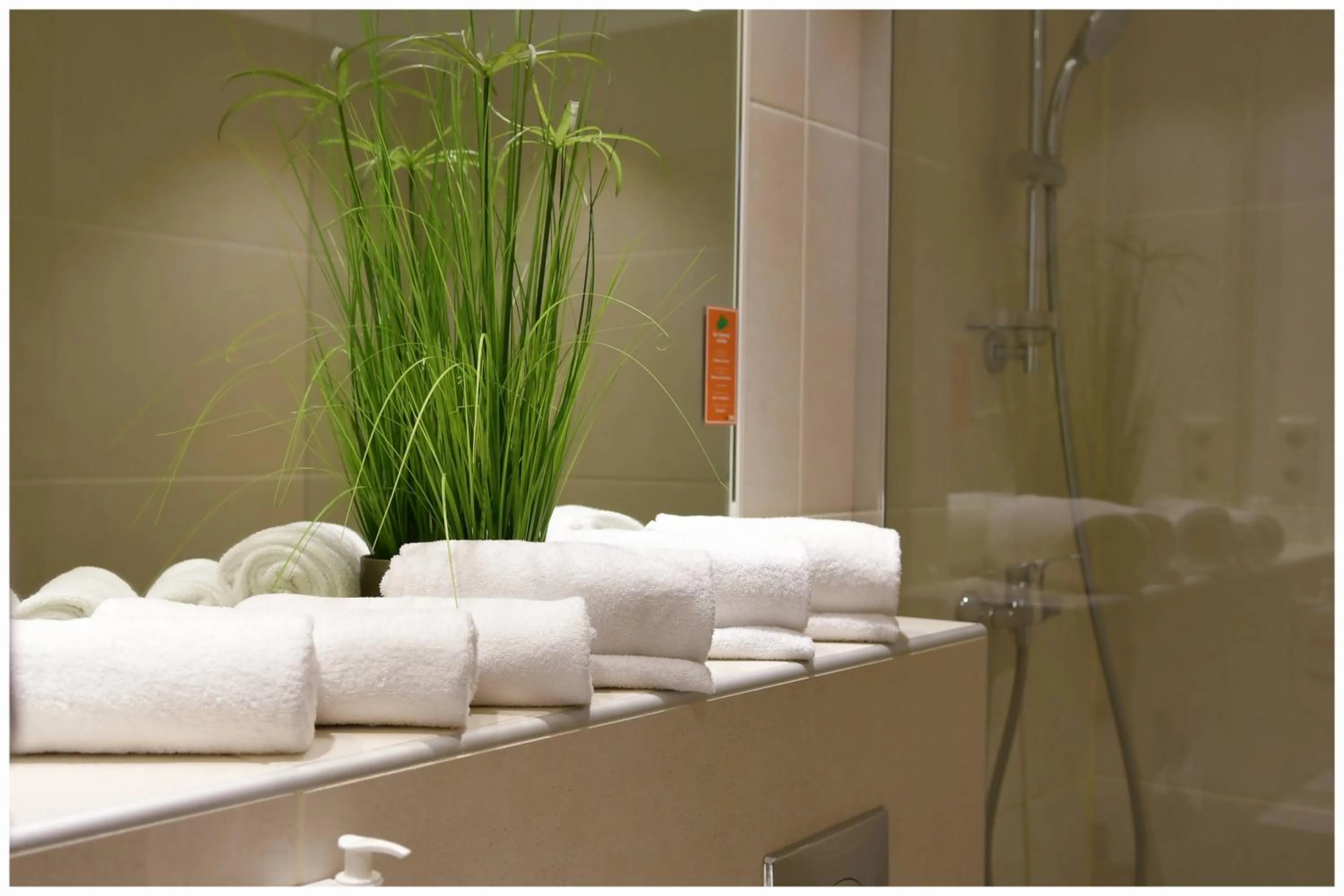 Bathroom in Motel Plus Berlin