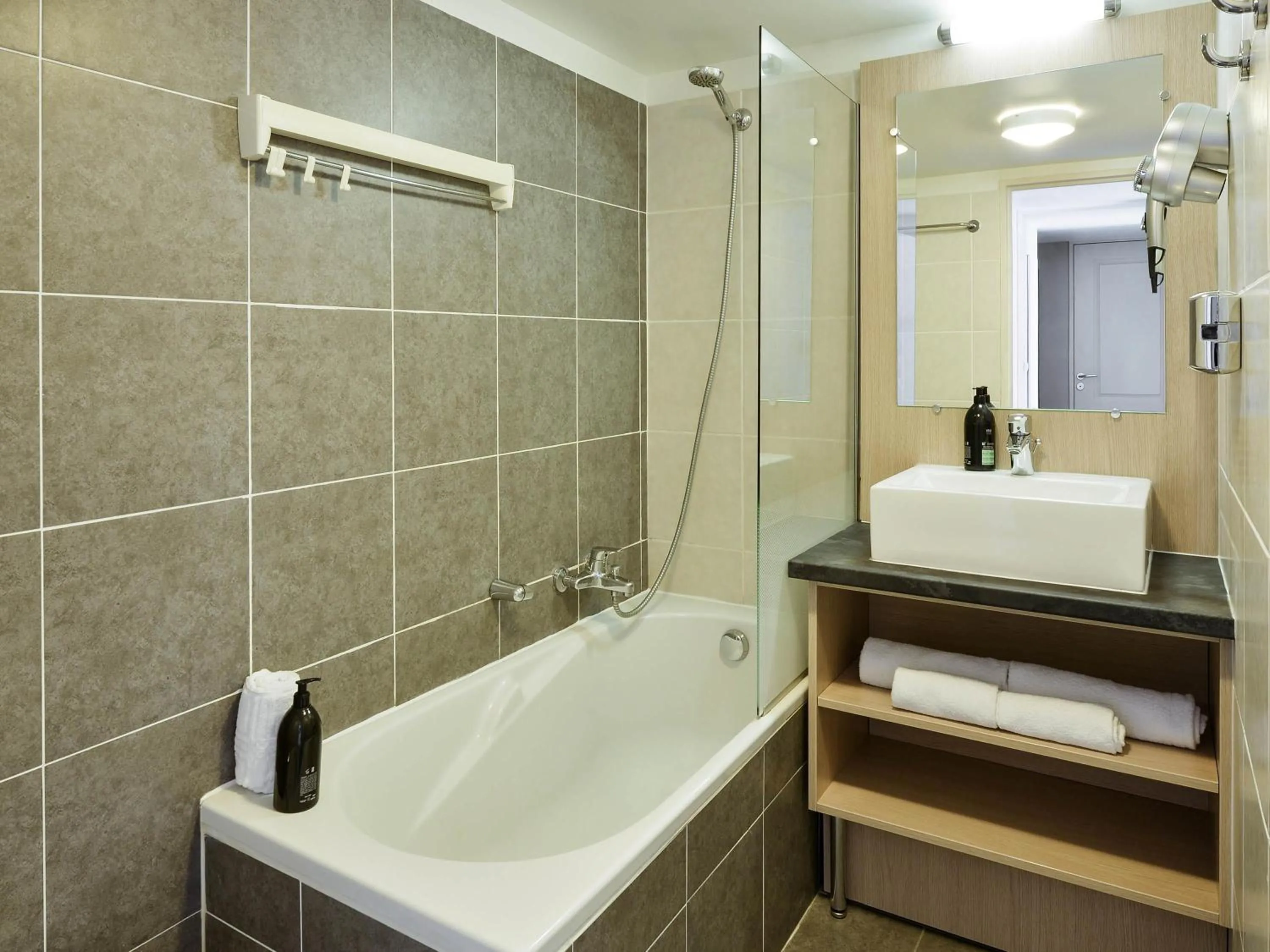 Bedroom in Aparthotel Adagio Monaco Monte Cristo