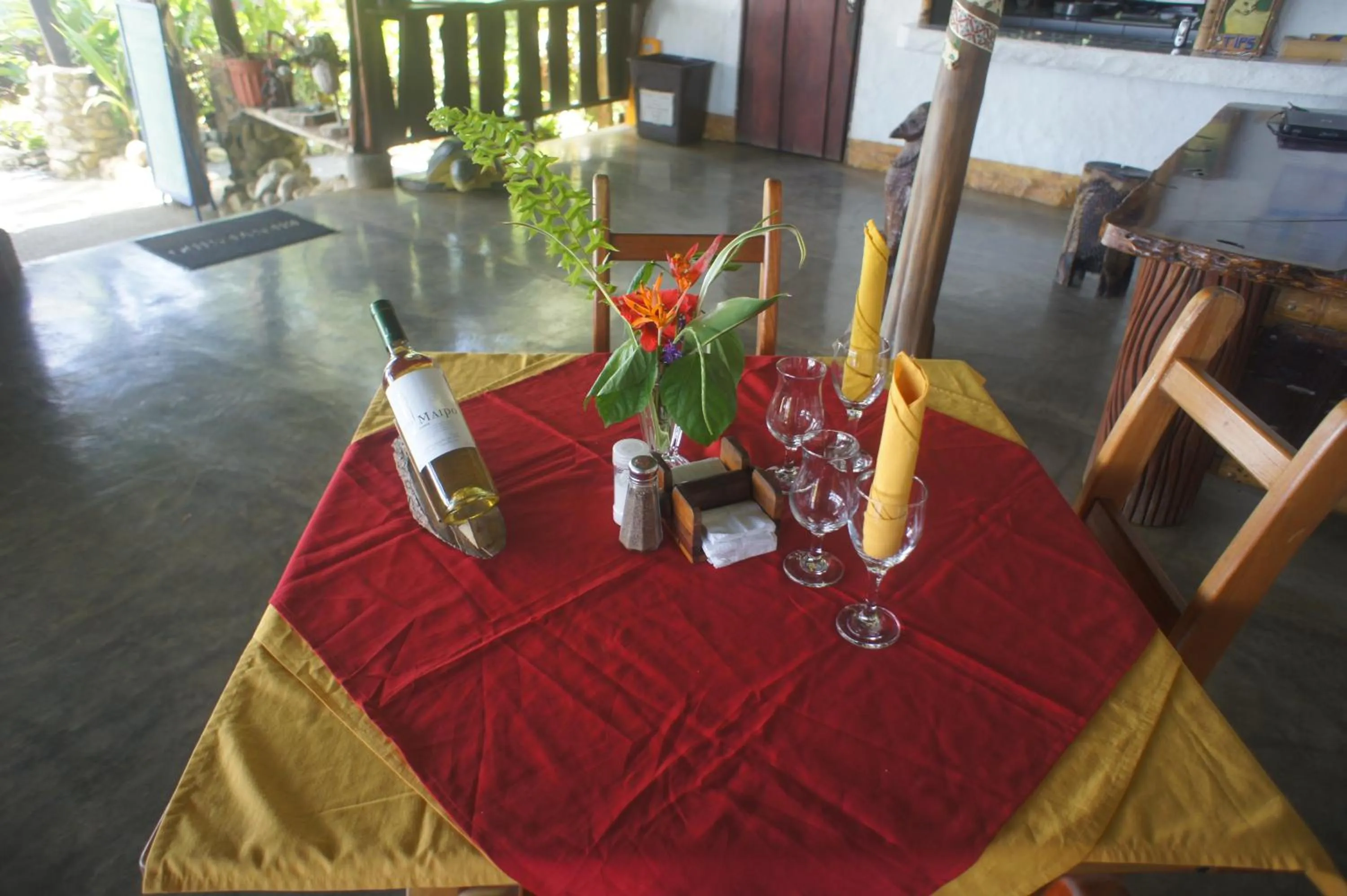 Restaurant/places to eat in La Leona Eco Lodge