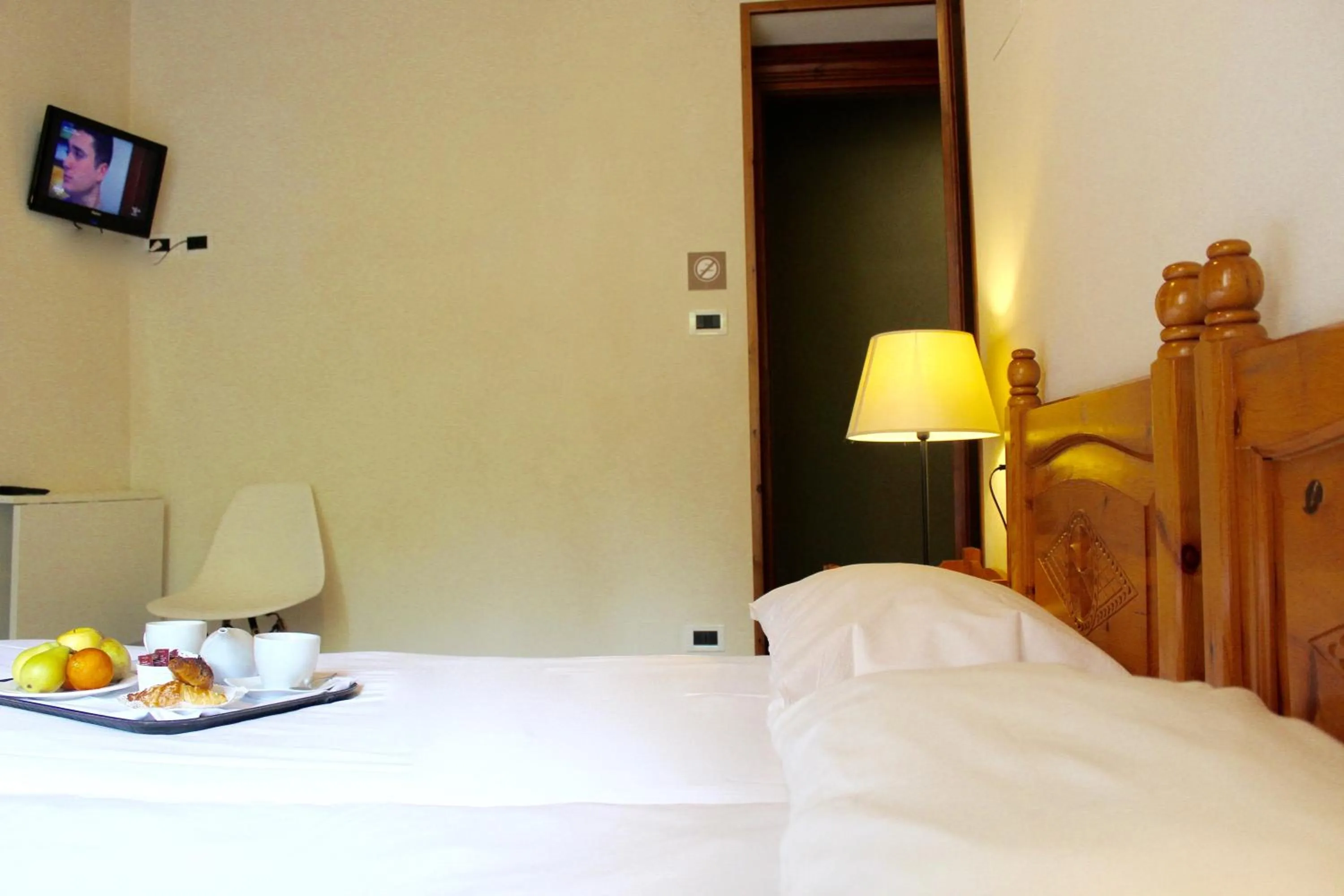 TV and multimedia, Bed in Hotel Miramonti Family & SPA