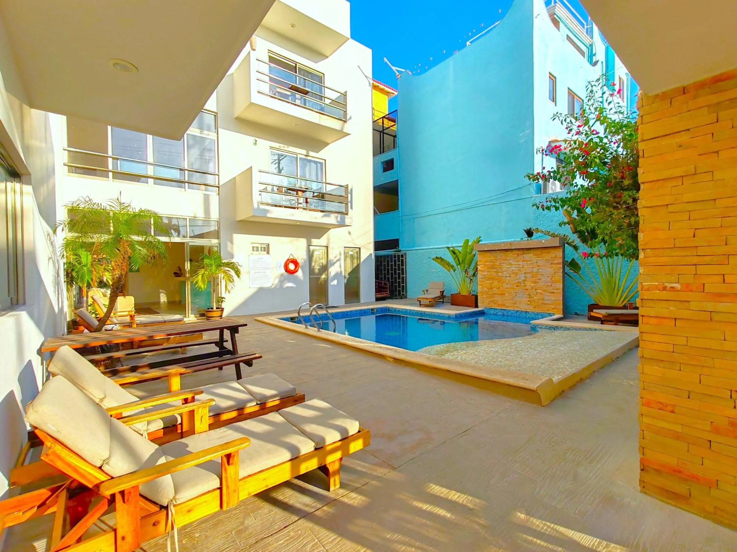 Swimming pool in Arrecifes Suites