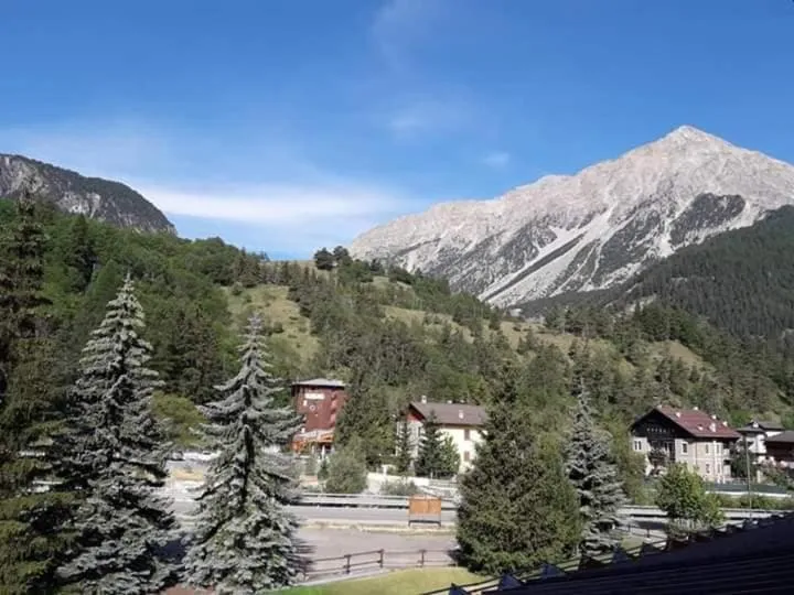 Natural landscape in Ca' Francesca - bilocale a Cesana Torinese