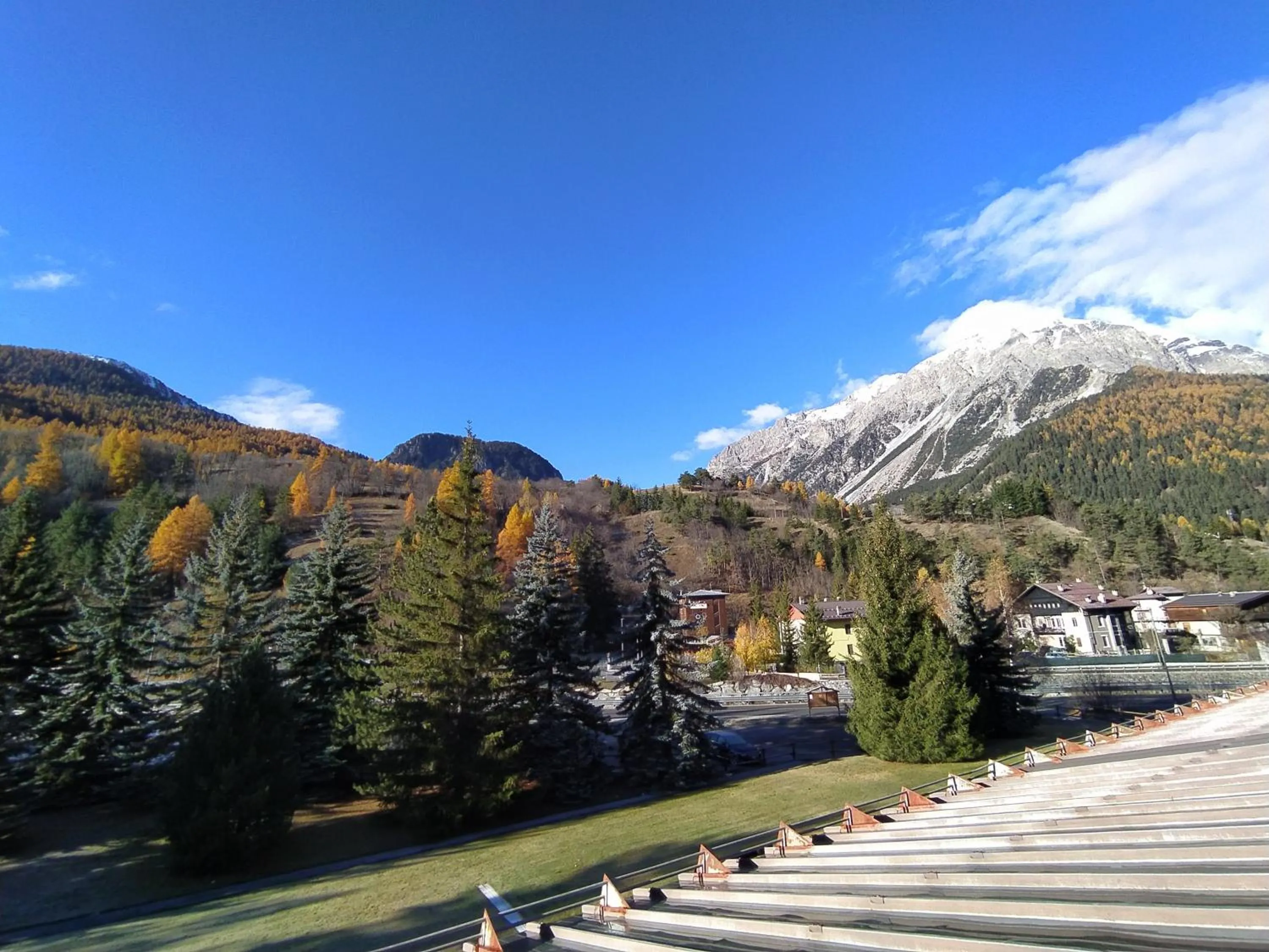 Mountain view in Ca' Francesca - bilocale a Cesana Torinese