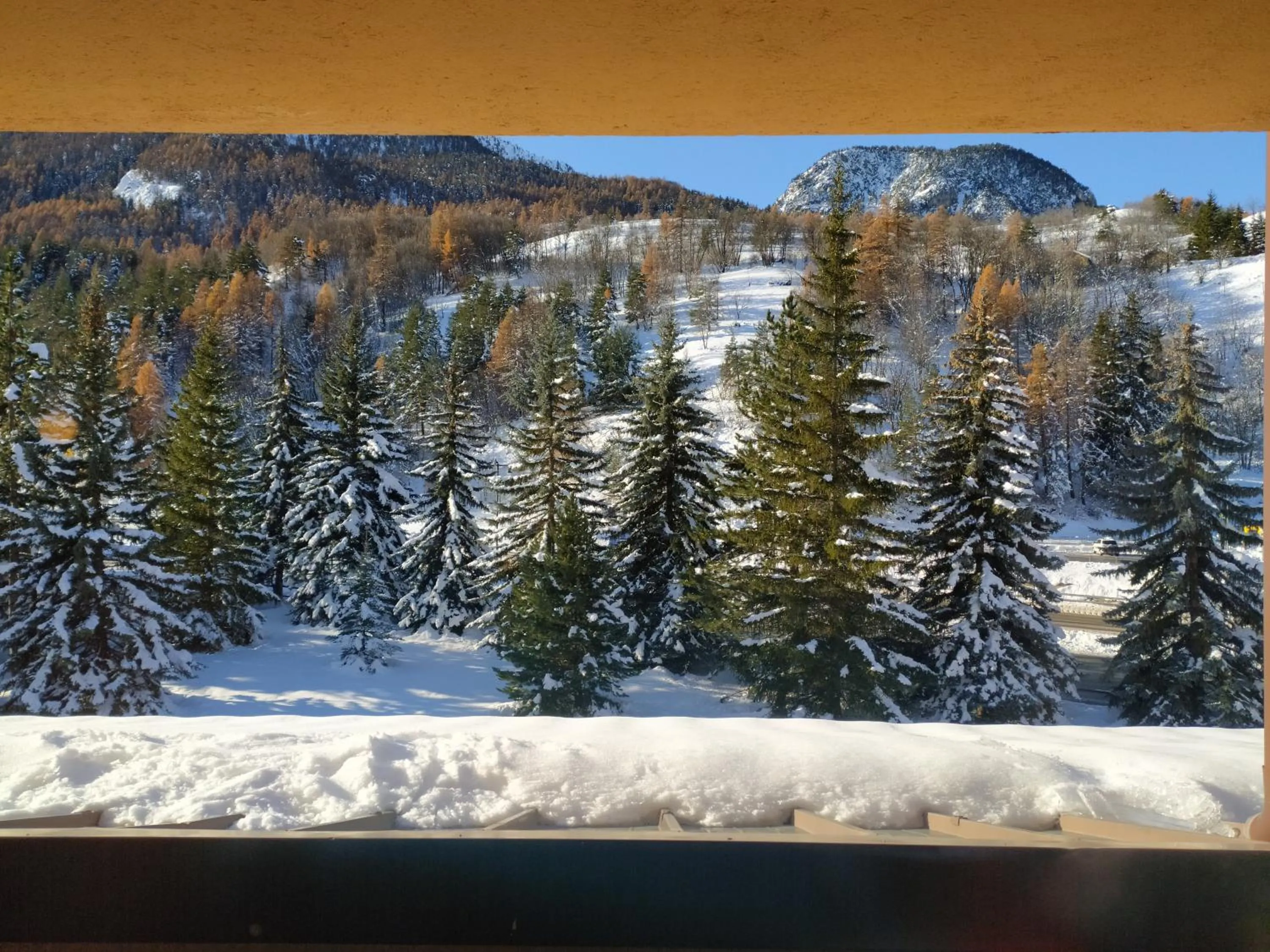 Winter in Ca' Francesca - bilocale a Cesana Torinese