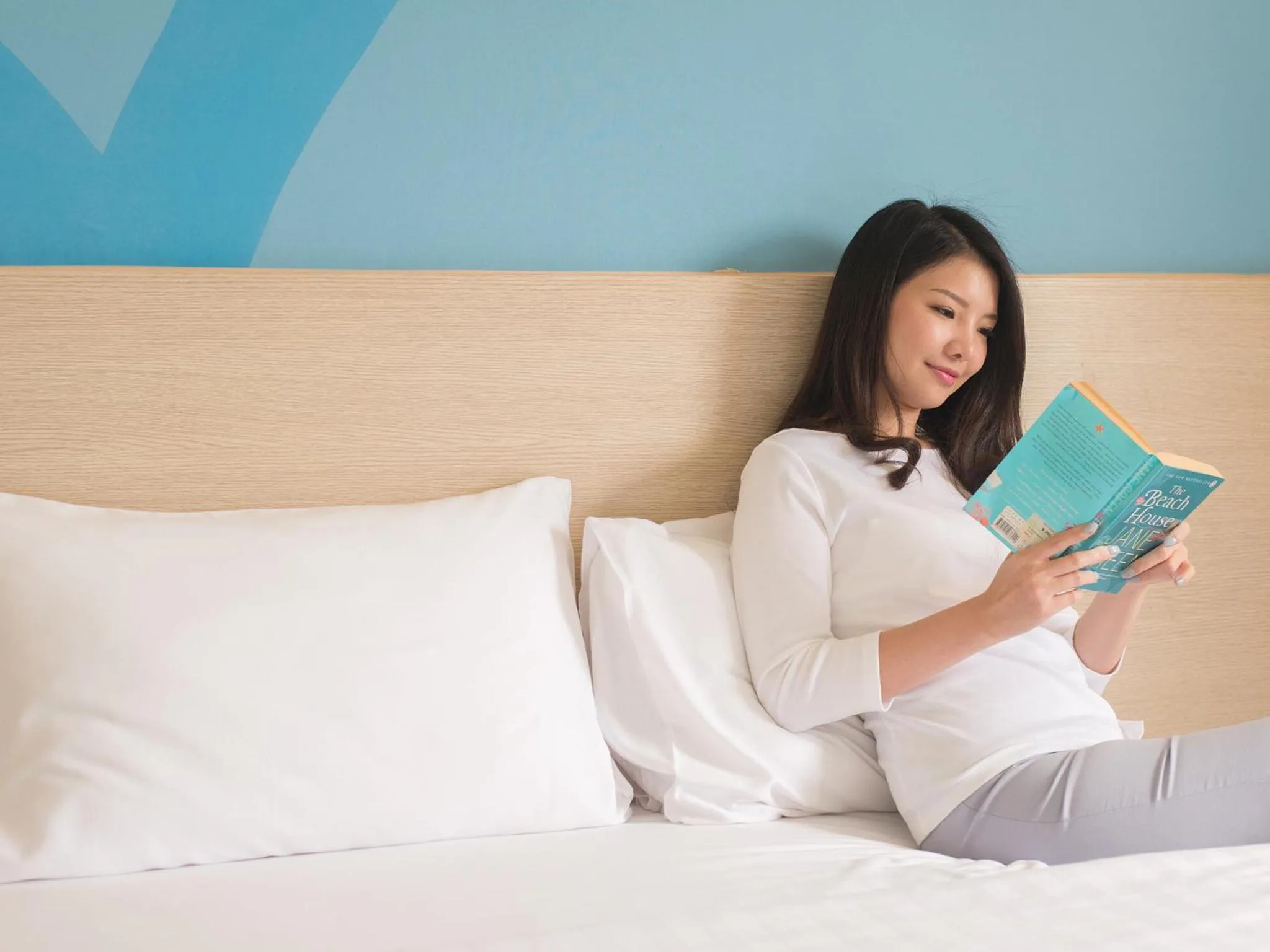 Bedroom, Bed in HOP INN Rangsit