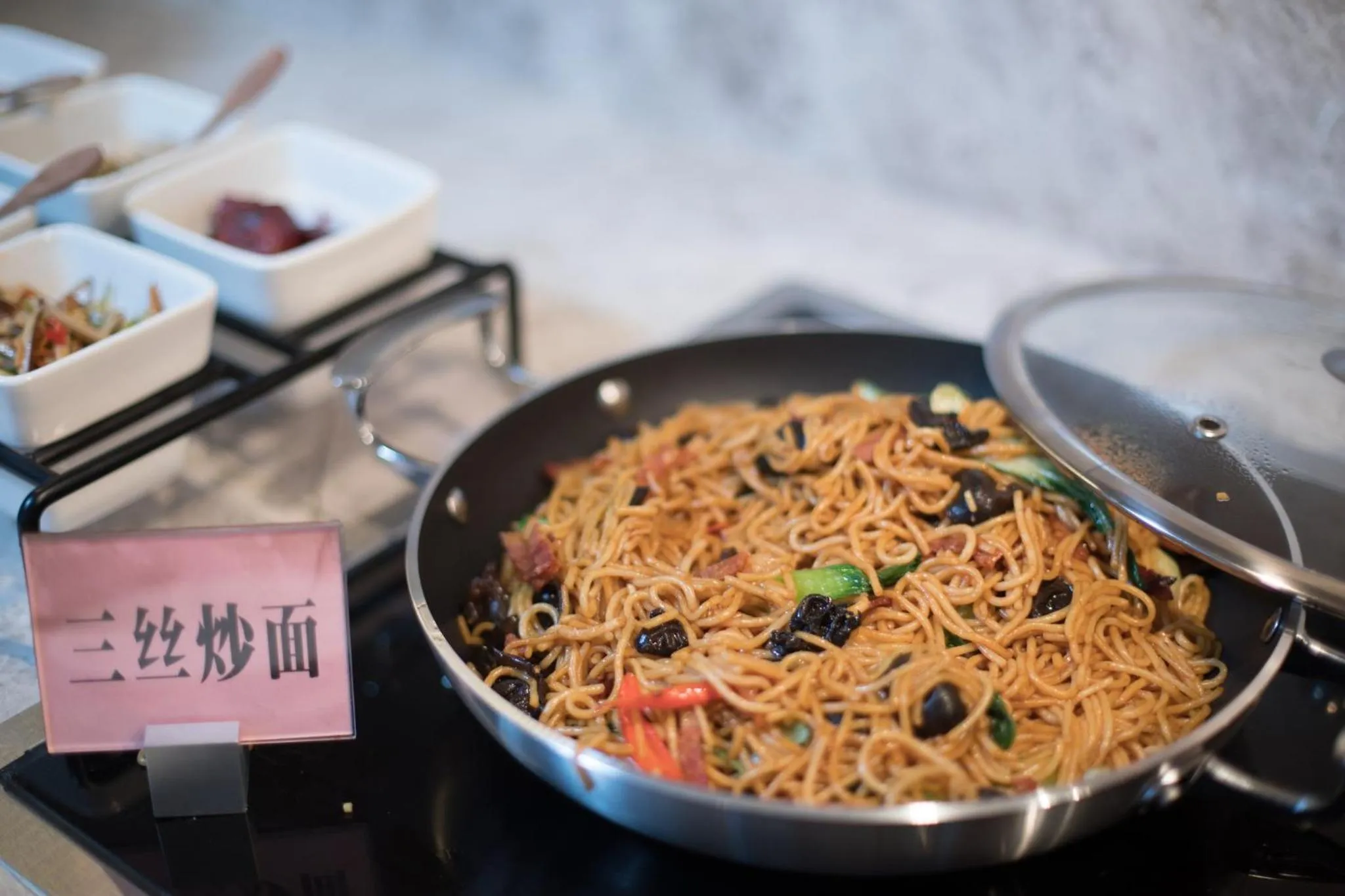 Restaurant/places to eat in Holiday Inn Express Nanchang West Station by IHG