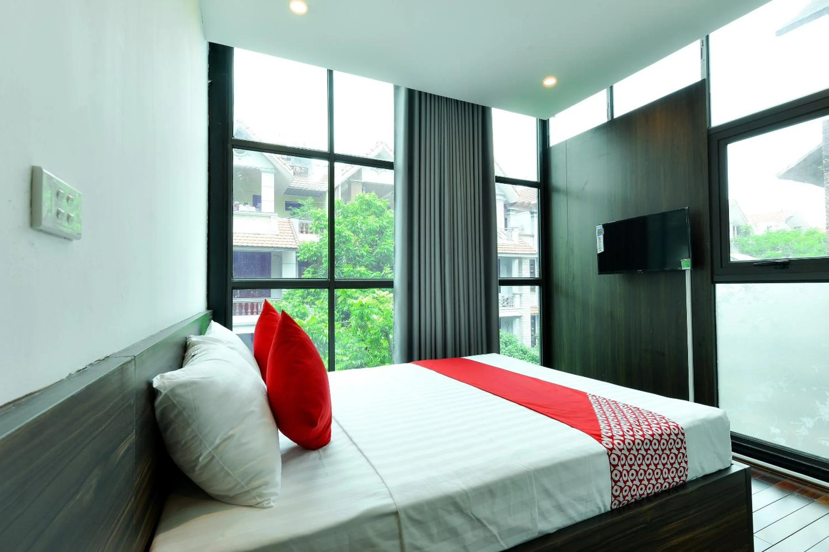 Bedroom, Bed in OYO 317 Kim Cuong Hotel 2