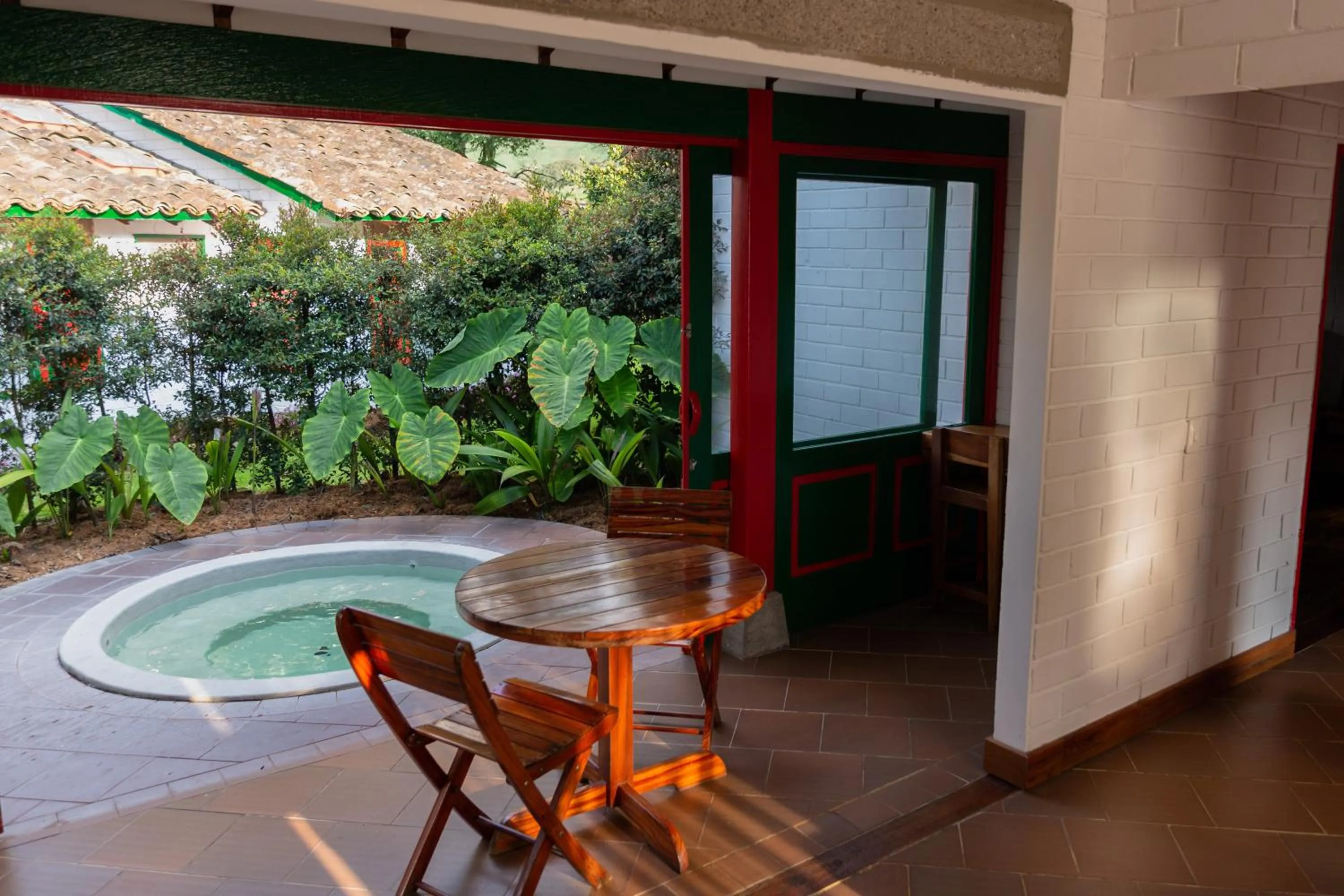 Swimming pool in Termales El Otoño