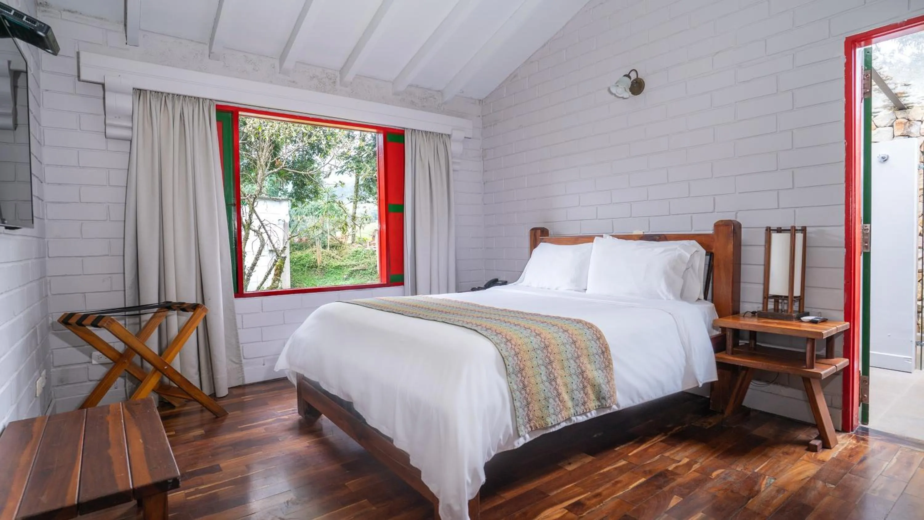 Bedroom, Bed in Termales El Otoño