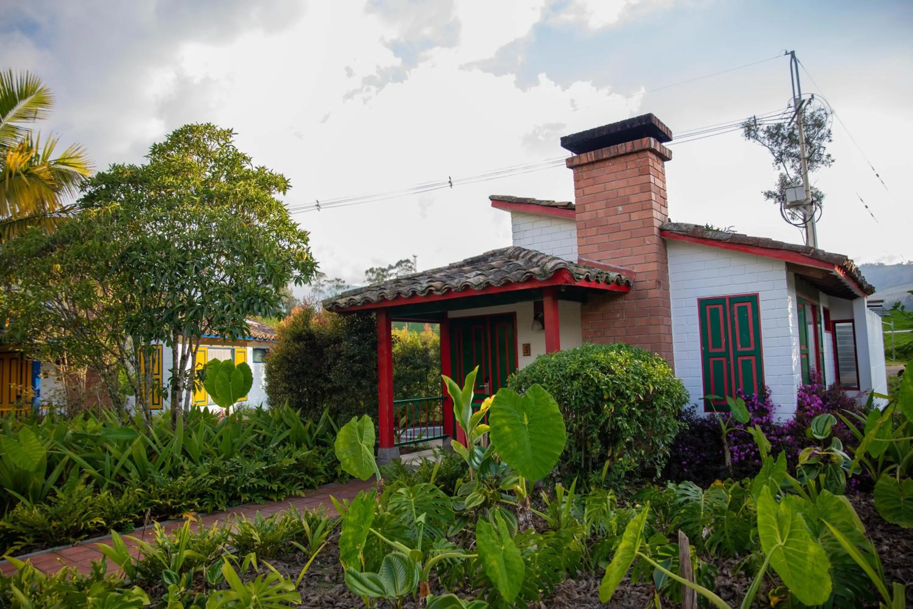 Property building in Termales El Otoño