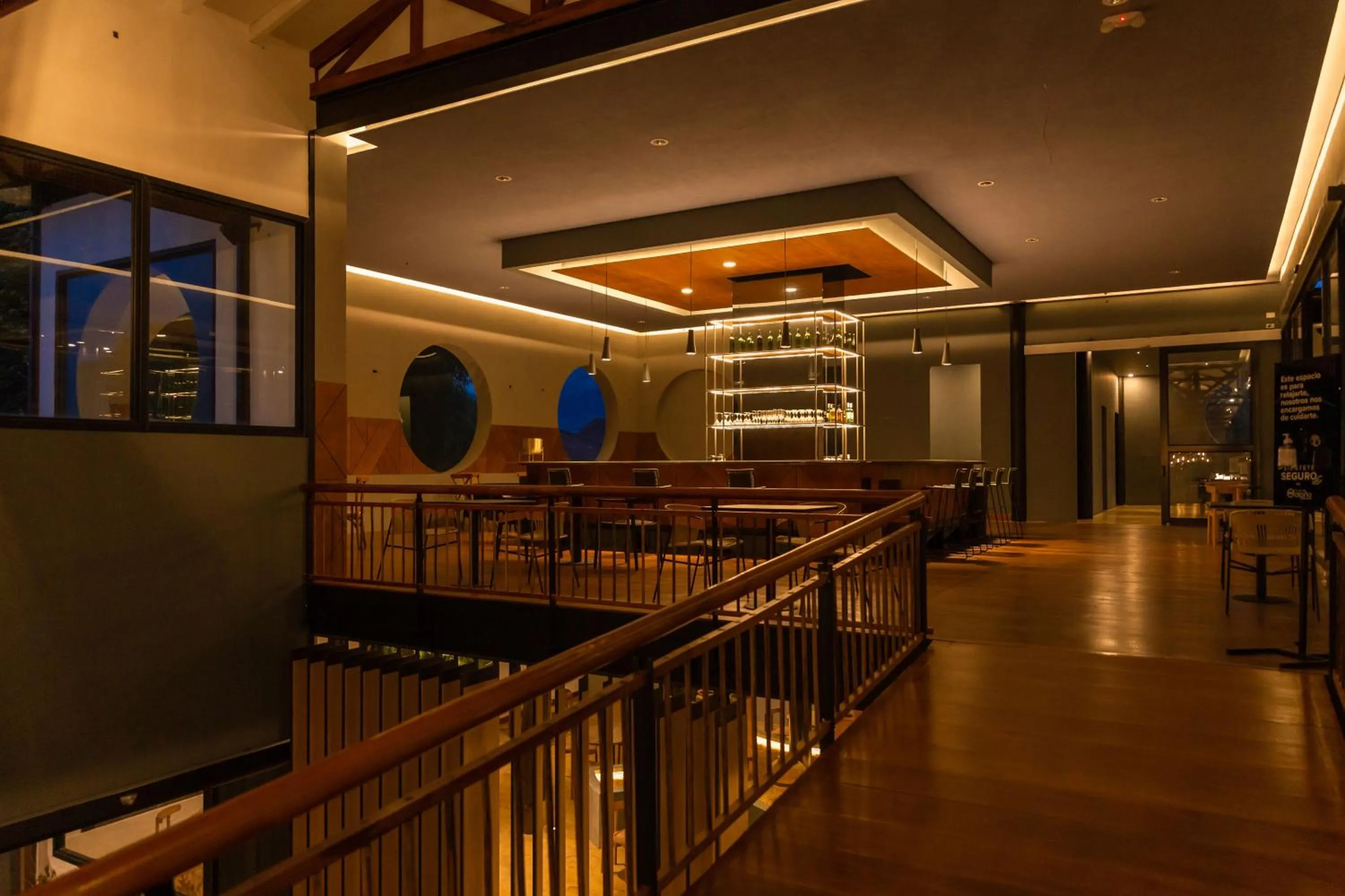 Lounge or bar in Termales El Otoño