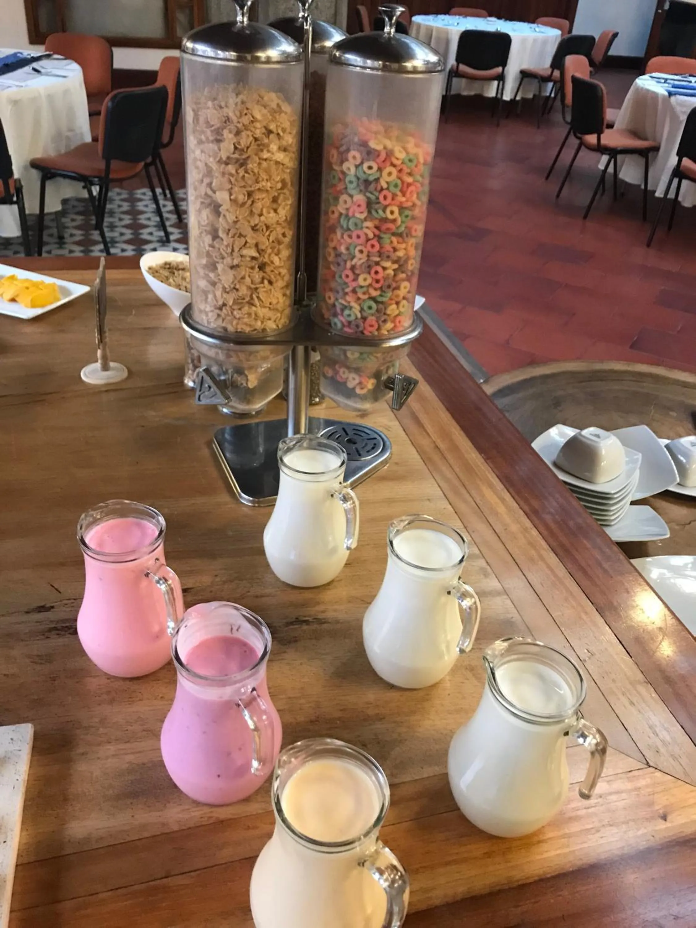 Buffet breakfast in Termales El Otoño