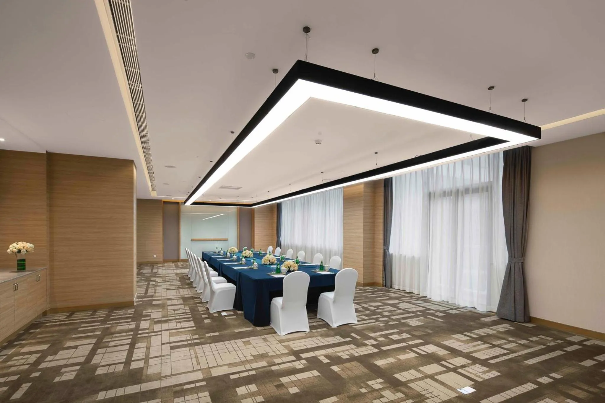 Meeting/conference room in Holiday Inn Chengdu Airport by IHG - Free Shuttle to Shuangliu International Airport