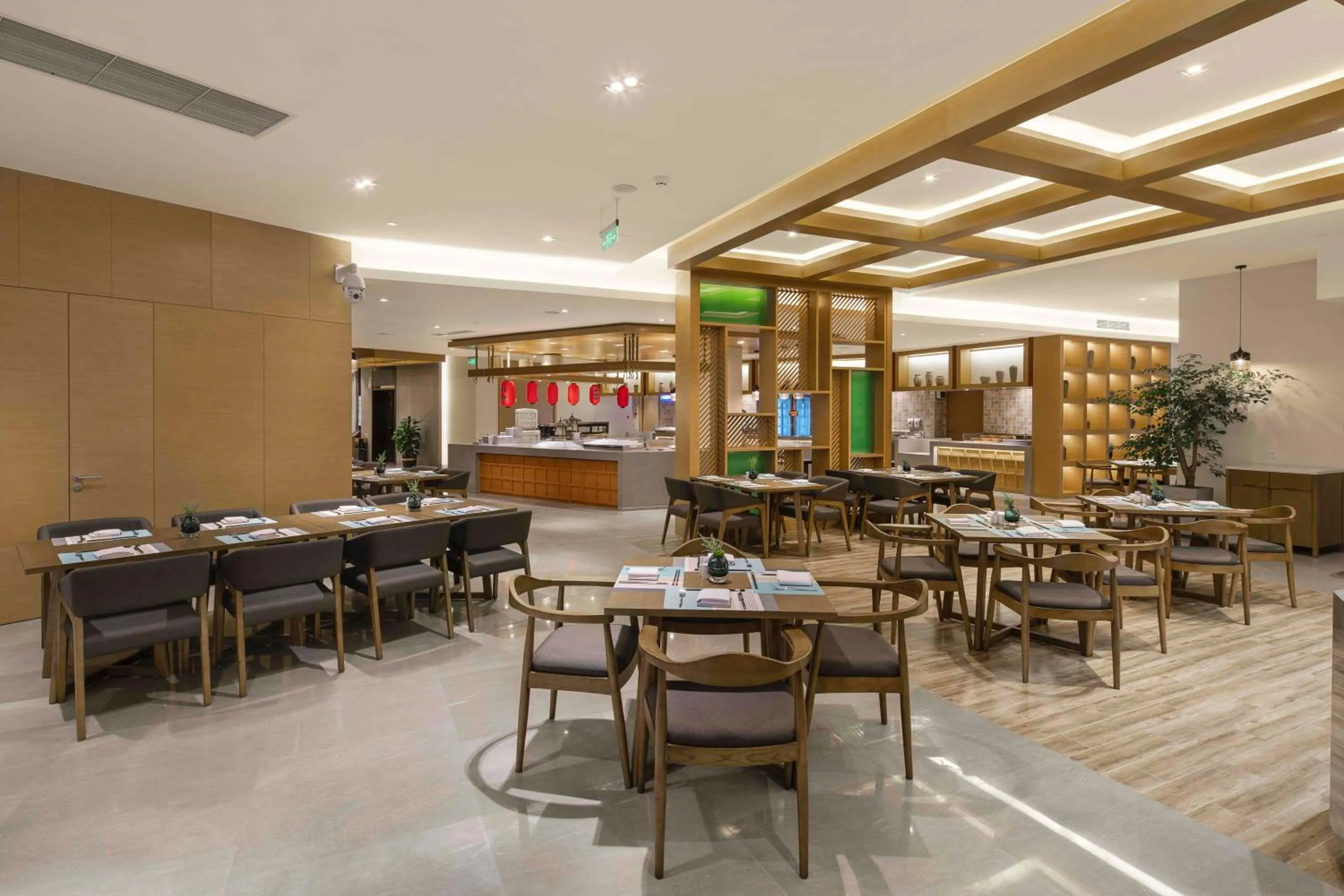 Restaurant/places to eat in Holiday Inn Chengdu Airport by IHG - Free Shuttle to Shuangliu International Airport