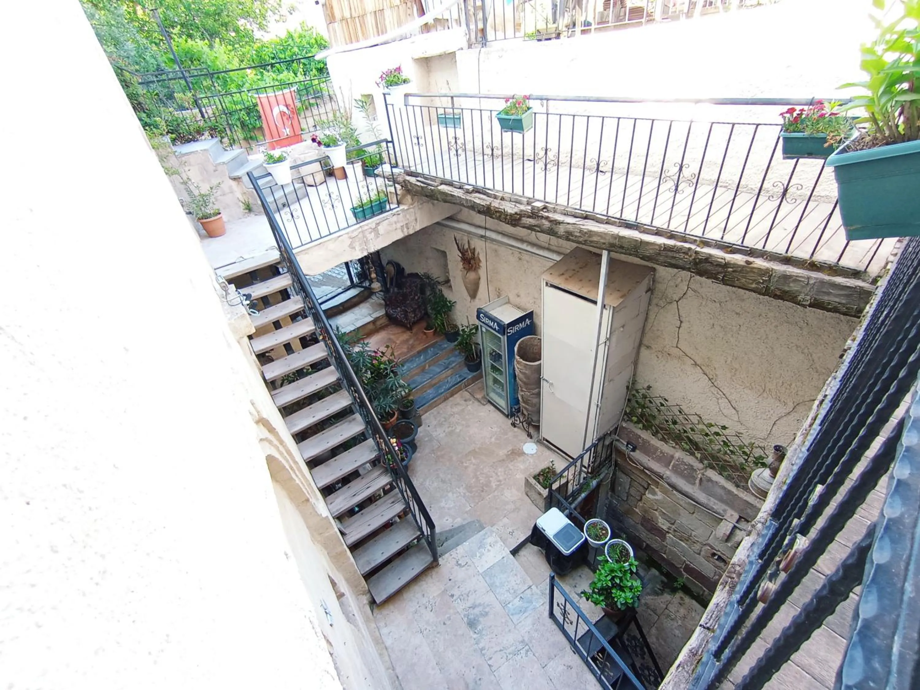 Property building in Sandık cave suites