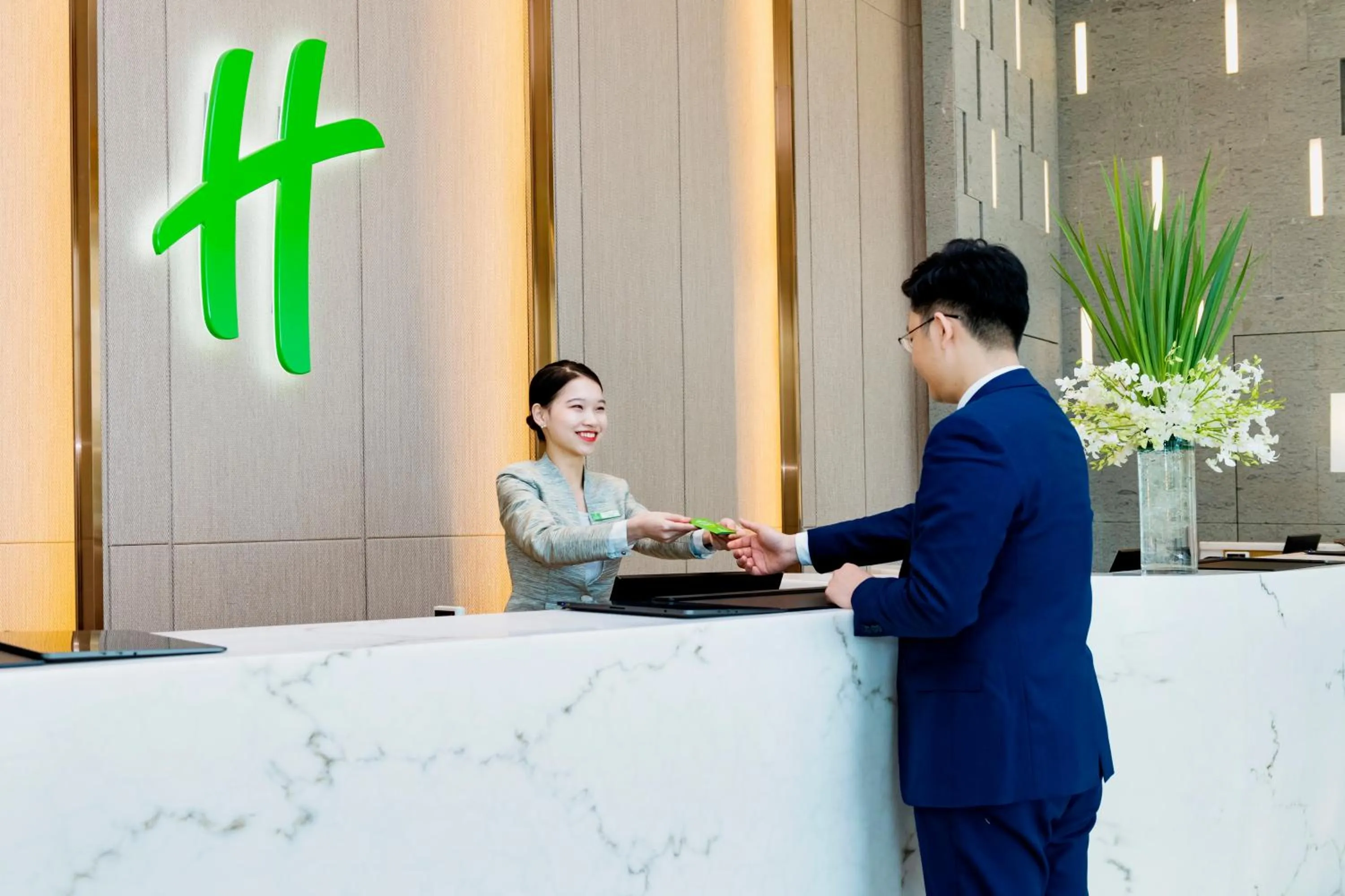Property building in Holiday Inn Changsha Dawangshan by IHG