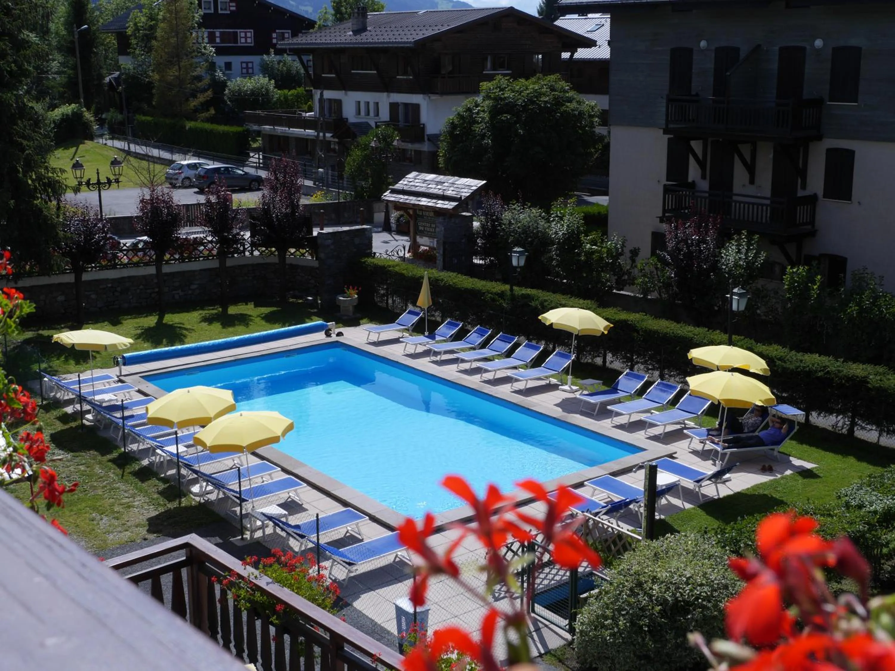 Property building in Au Vieux Moulin