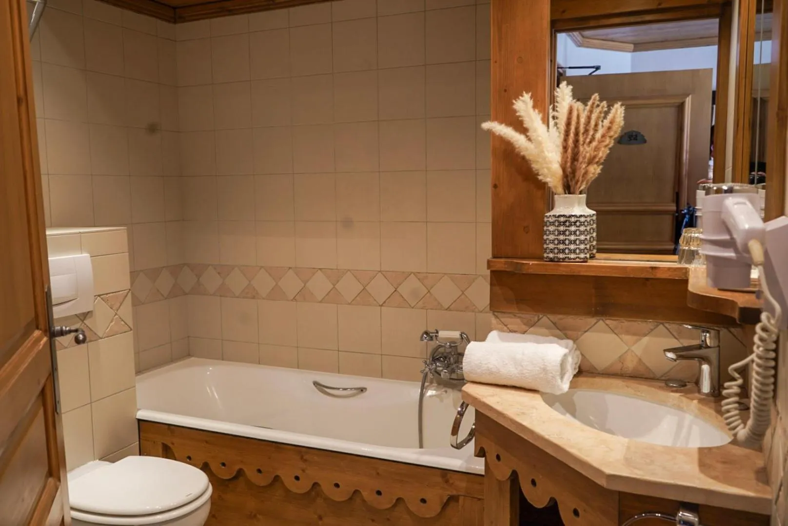 Toilet in Au Vieux Moulin