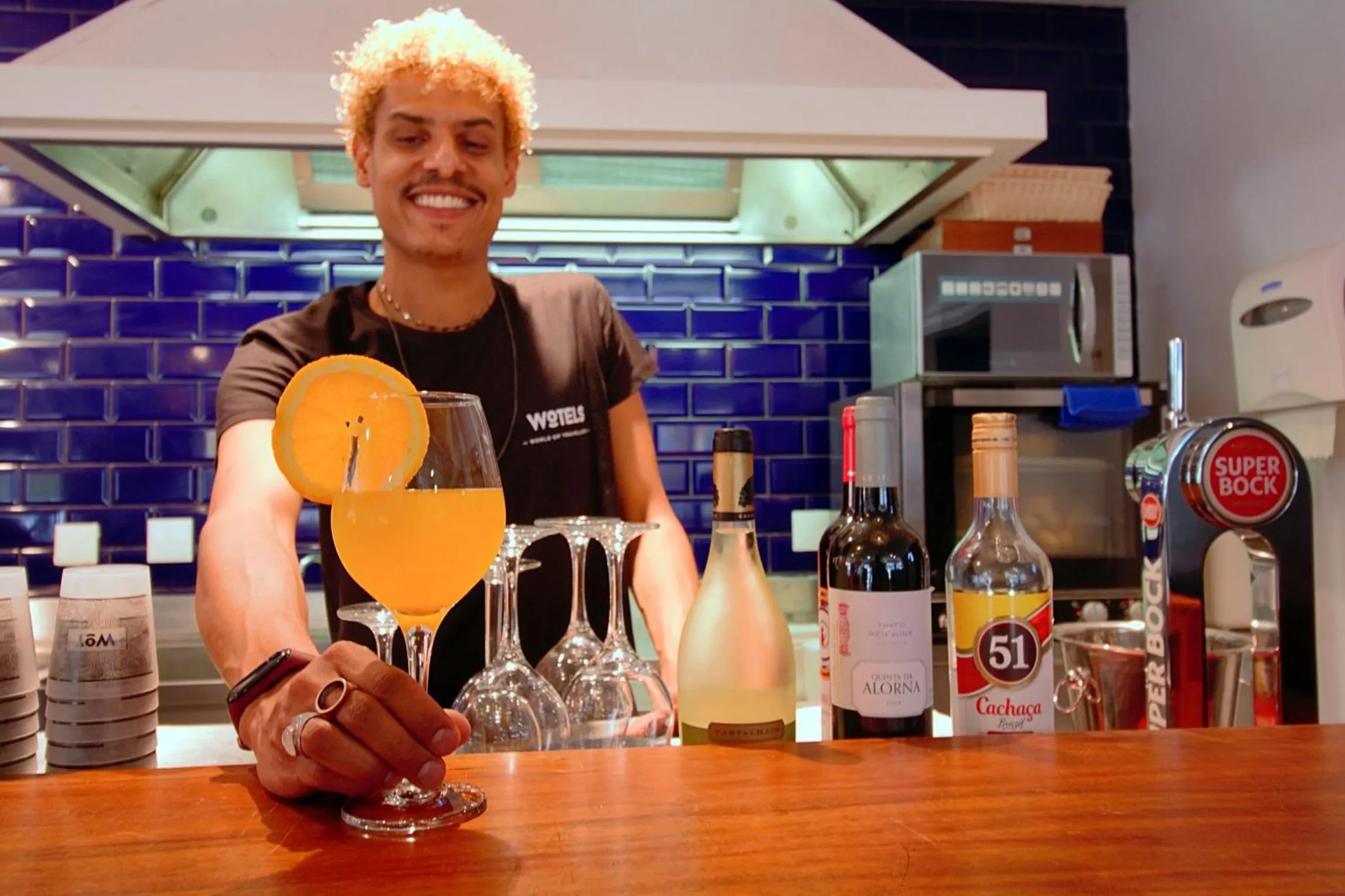 Lounge or bar in WOT Costa da Caparica Soul