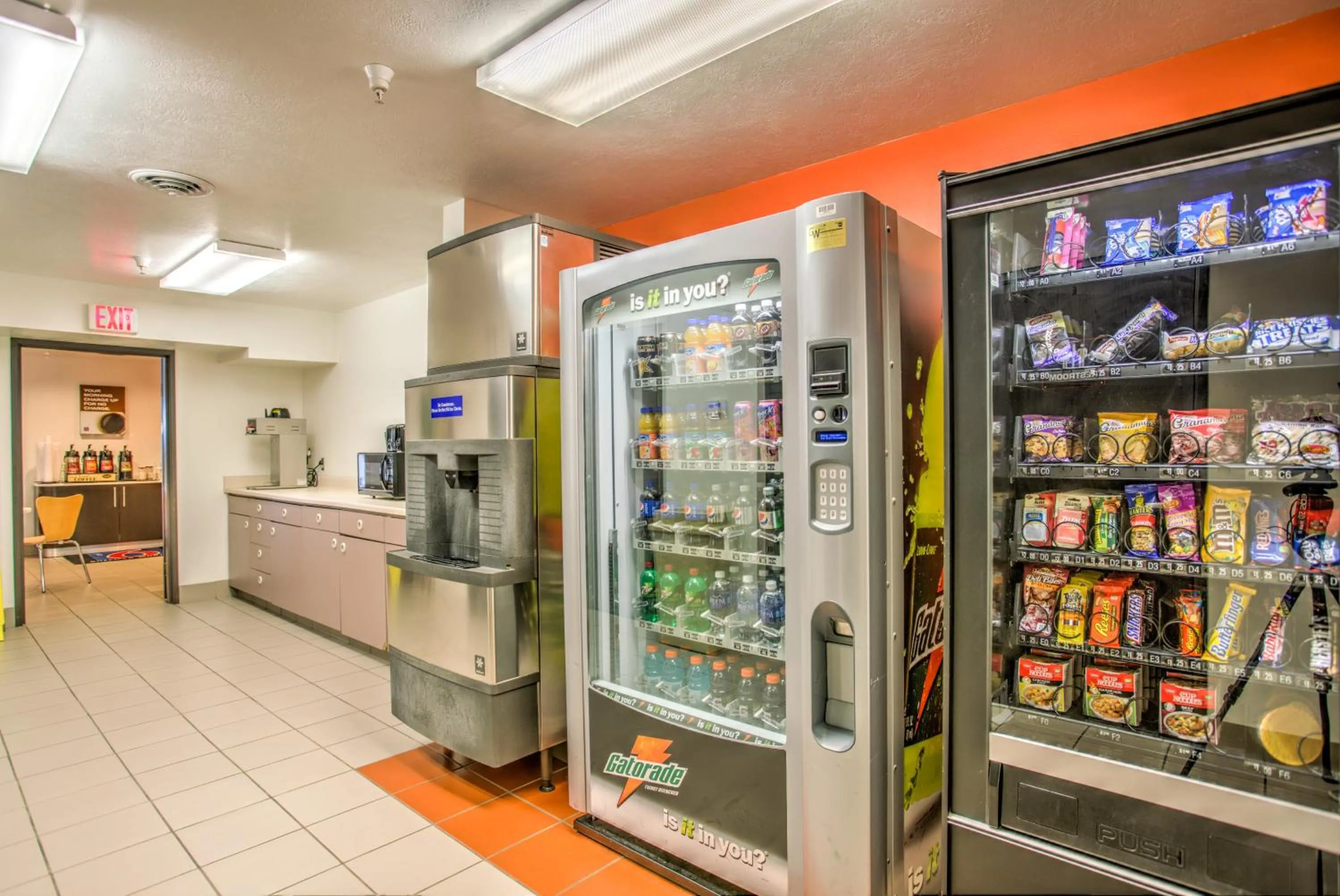 Coffee/tea facilities in Motel 6-Bozeman, MT
