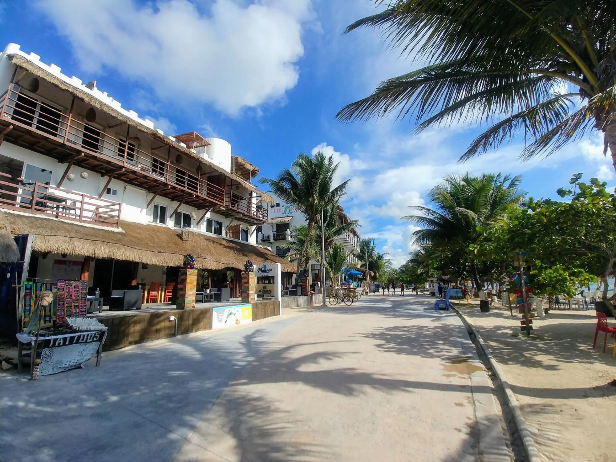 Property building in El Fuerte Beach Apartments
