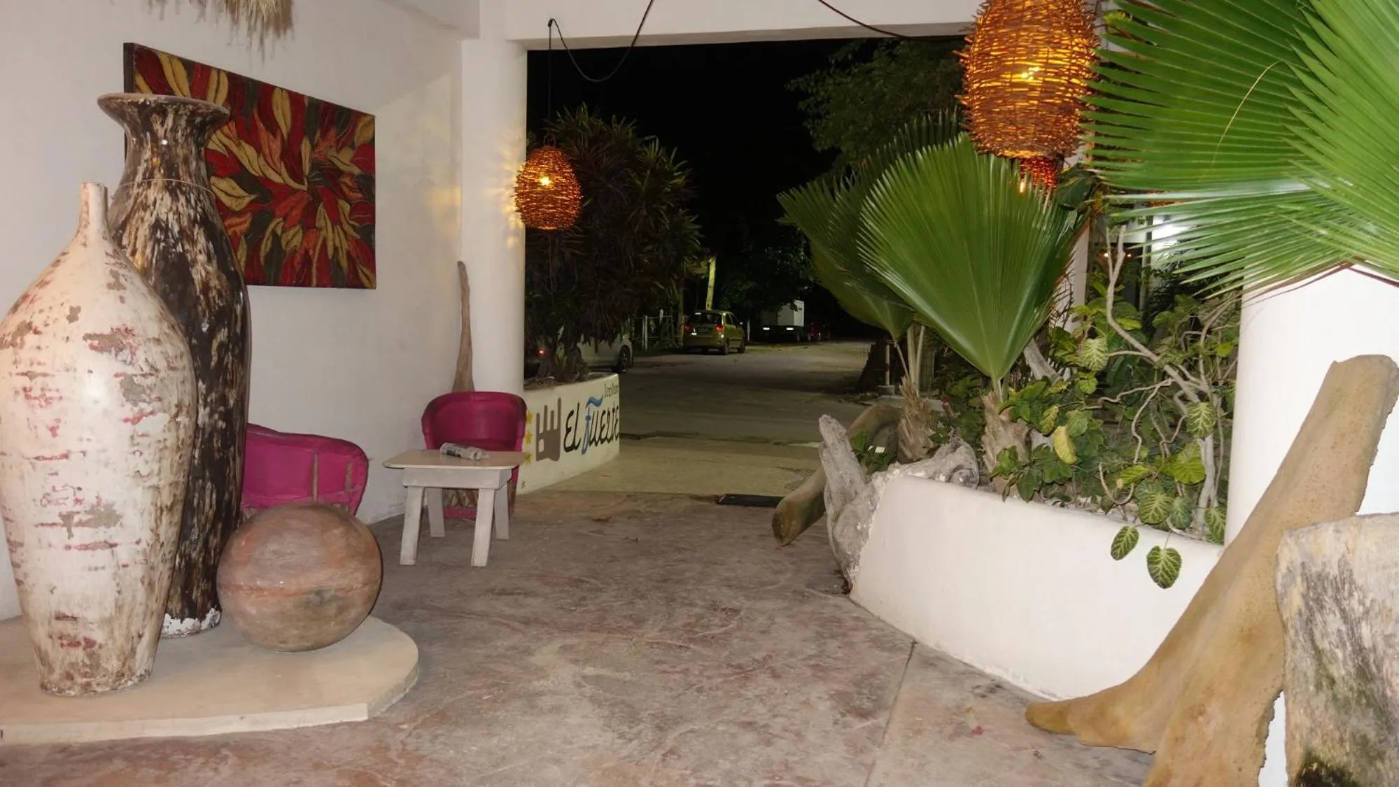 Area and facilities in El Fuerte Beach Apartments