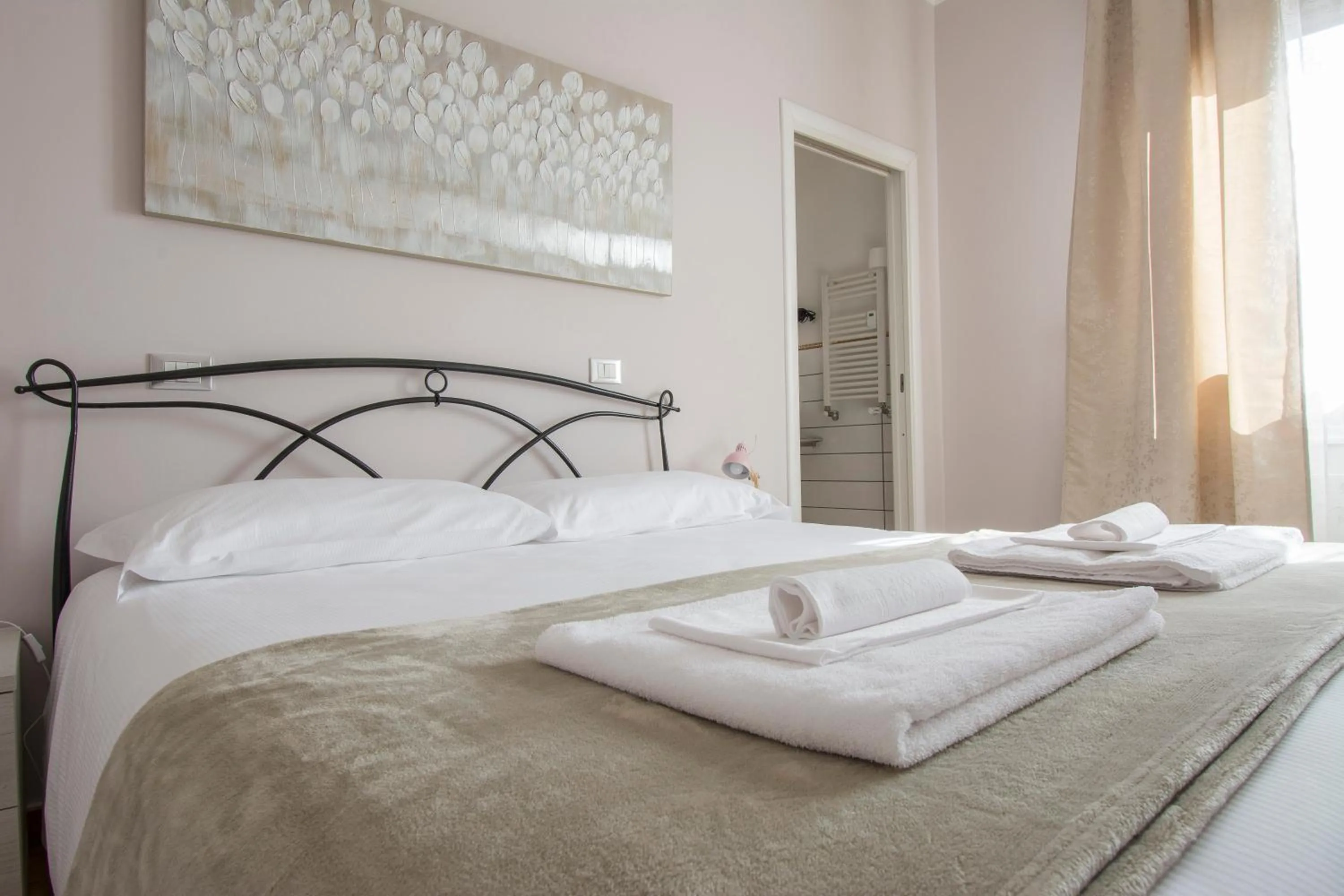 Photo of the whole room, Bed in Il Mughetto