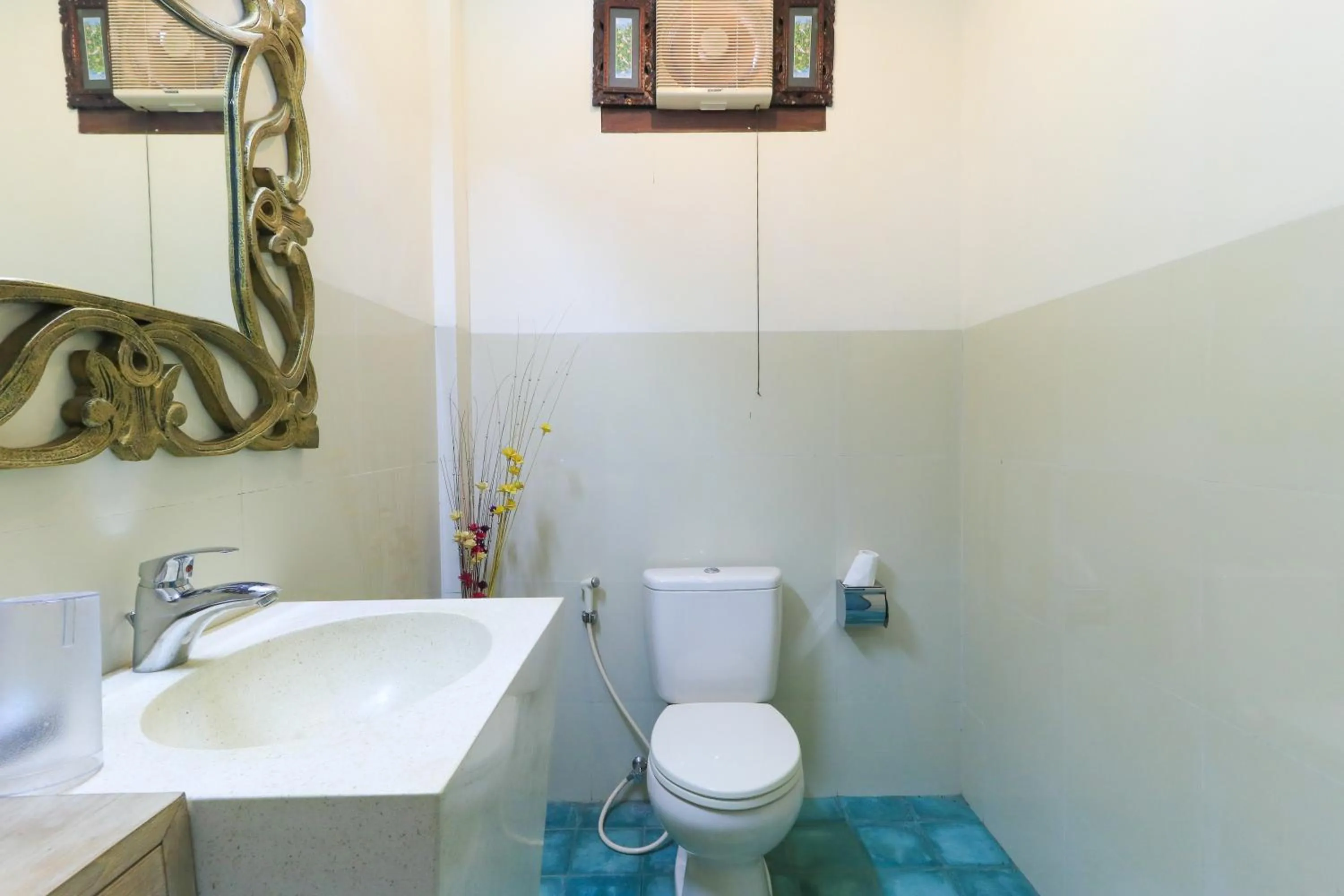 Bathroom in Ubud Chez Nyoman