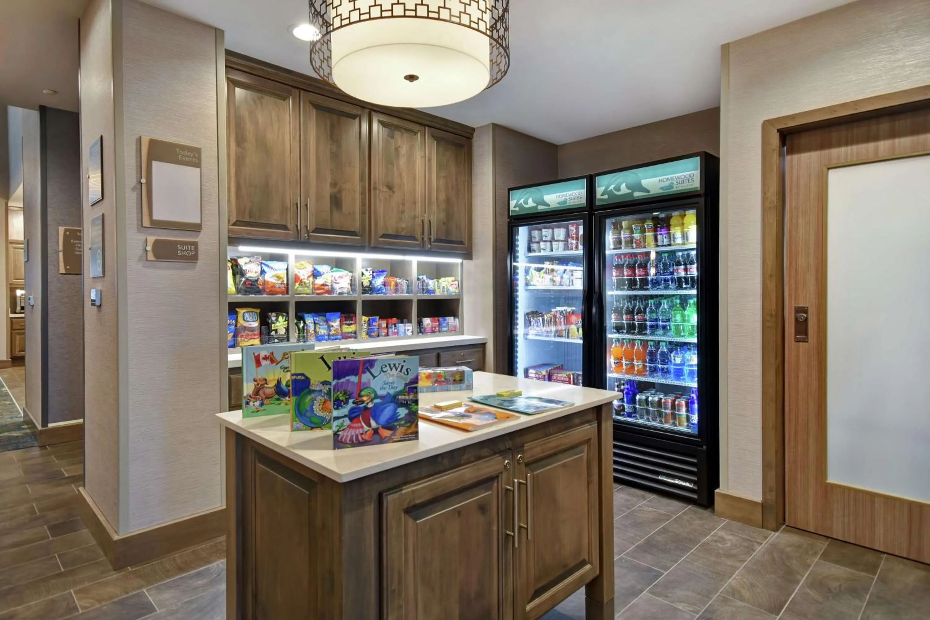 Restaurant/places to eat in Homewood Suites By Hilton Orange New Haven