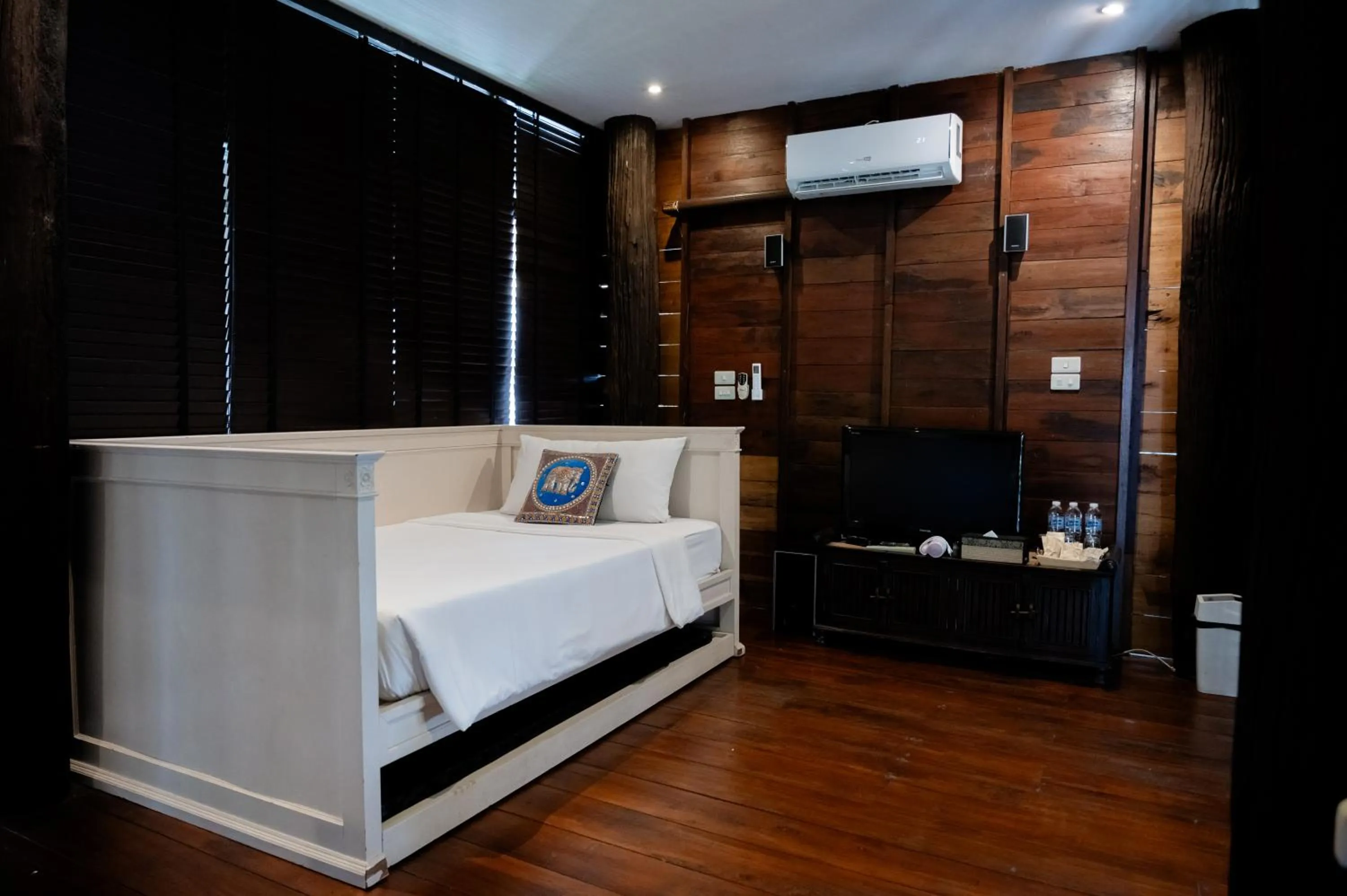 Bed in Tolani Northgate Villa Chiang Mai