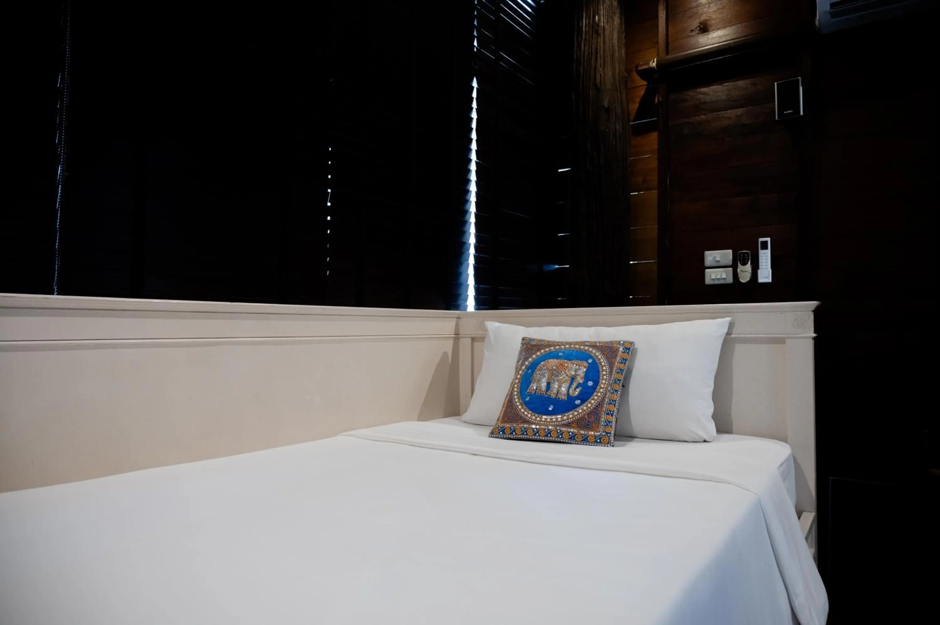 Bed in Tolani Northgate Villa Chiang Mai