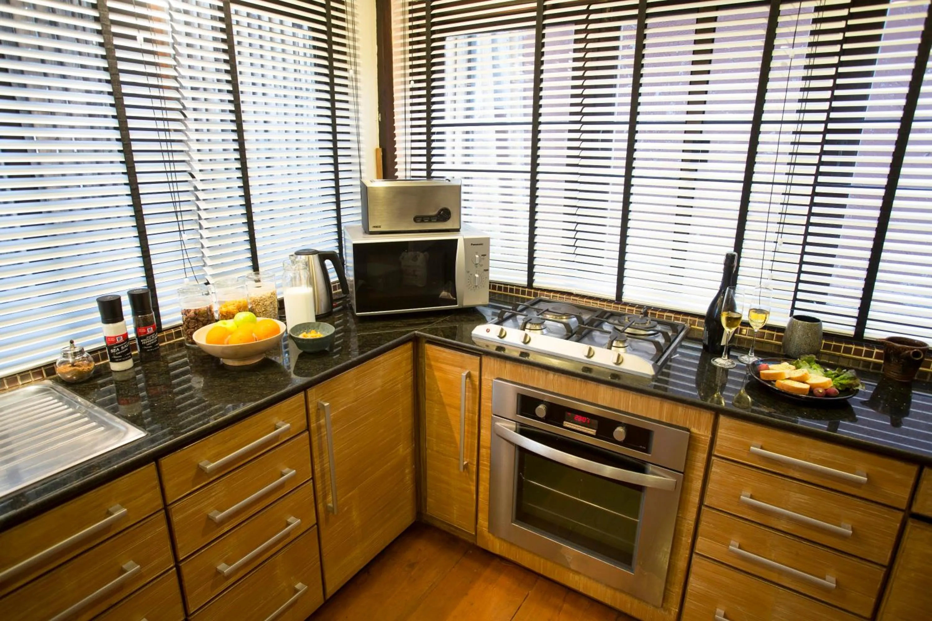 Kitchen or kitchenette in Tolani Northgate Villa Chiang Mai