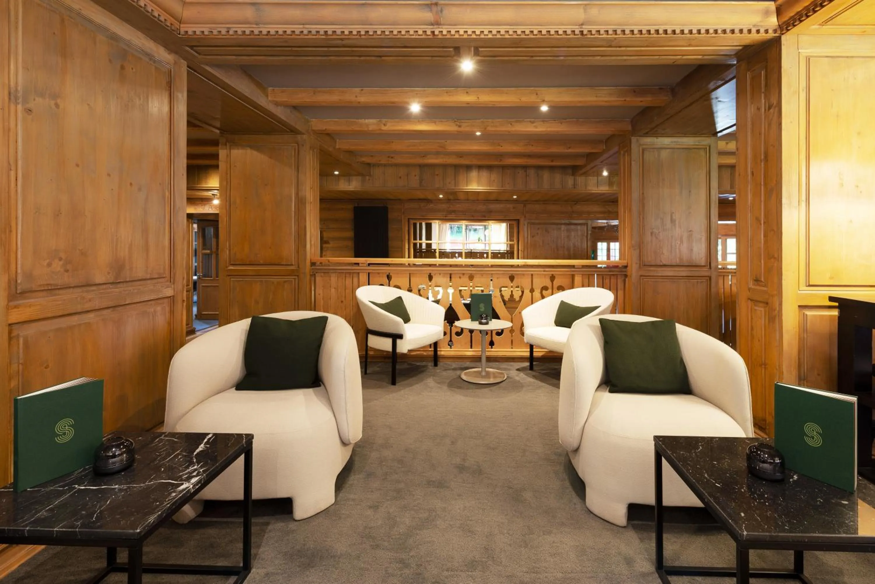 Living room in Hôtel Restaurant Spa Les Jardins De Sophie