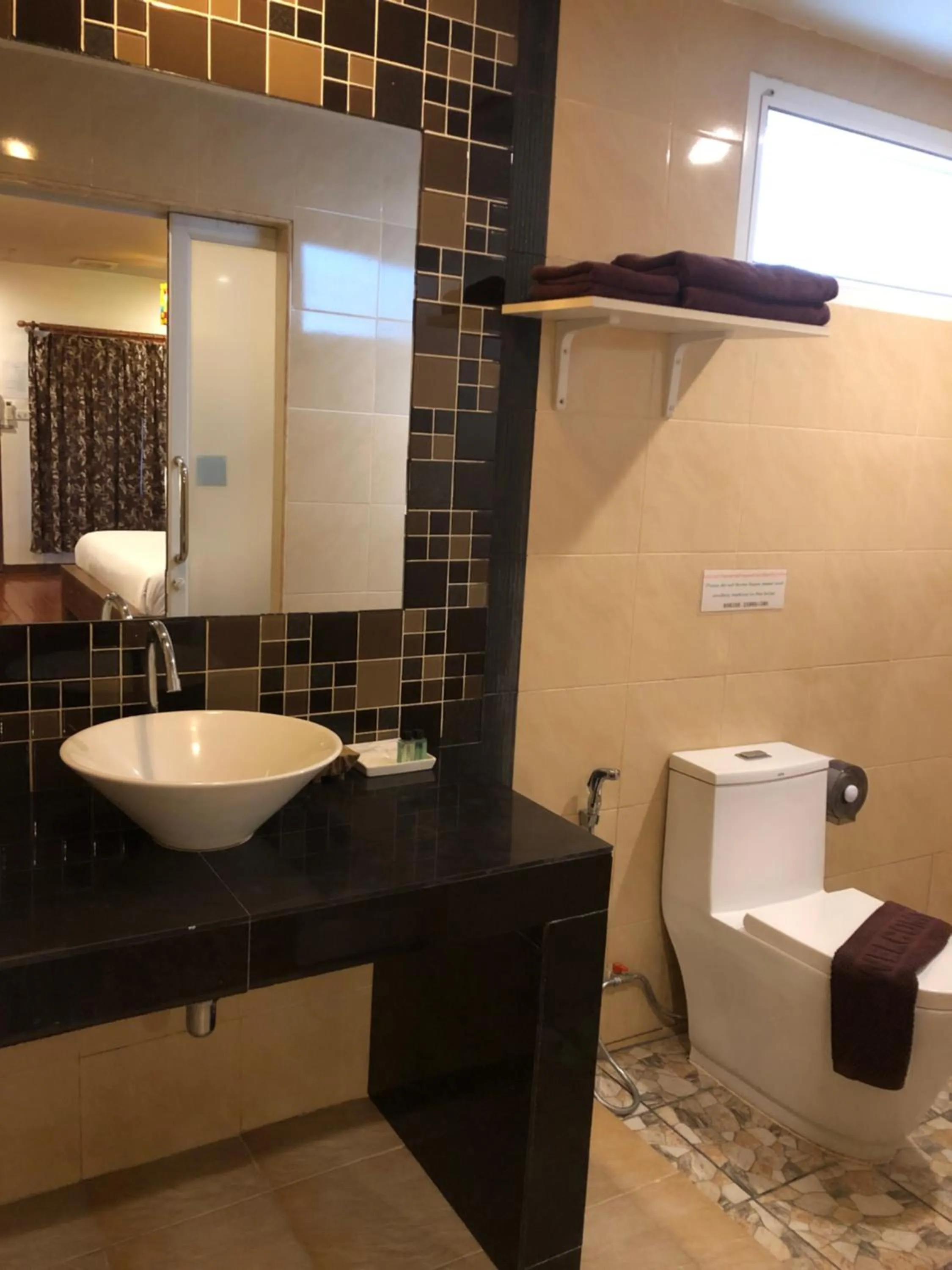 Bathroom in Thongran's House