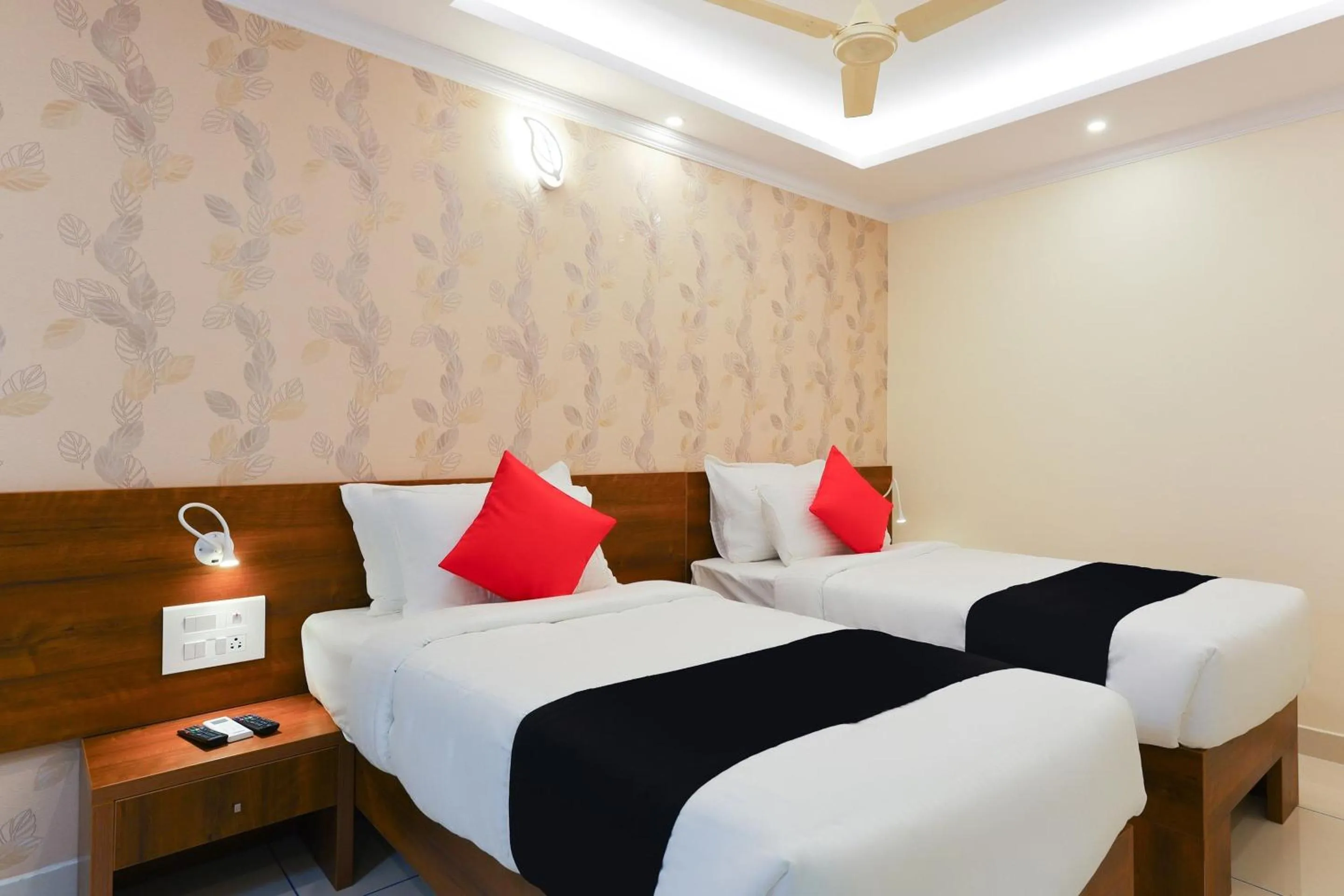 Bedroom, Bed in Super Collection O Companion Leisure Homes