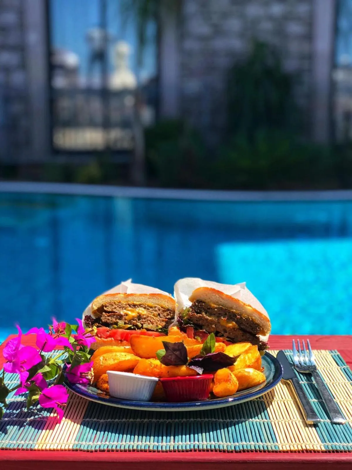 Restaurant/places to eat in Sukha Cunda Otel