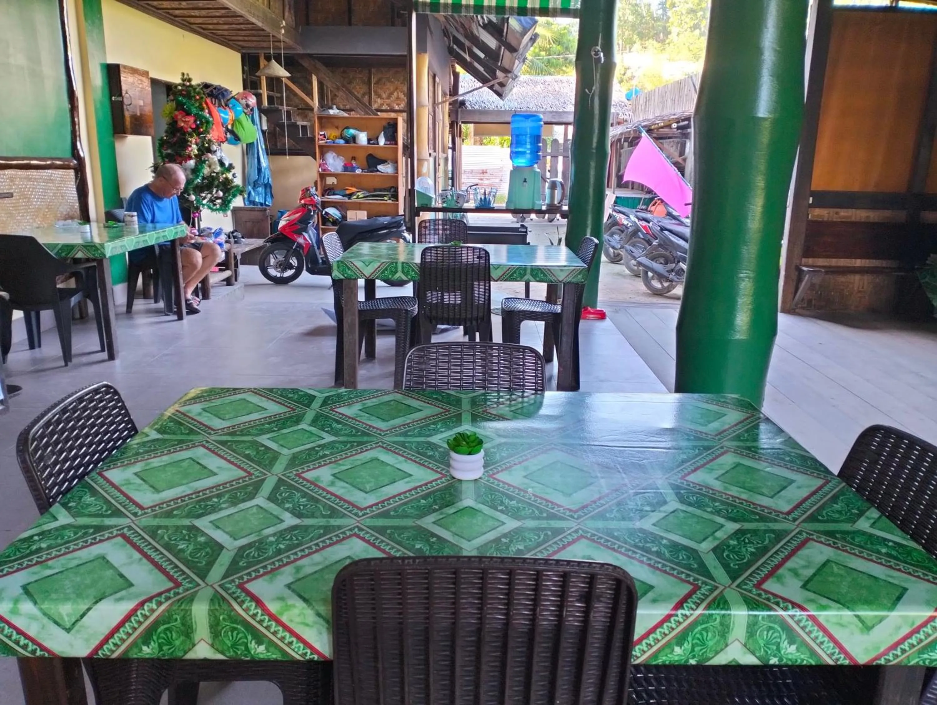 Eddie`s Beach Resort Siargao